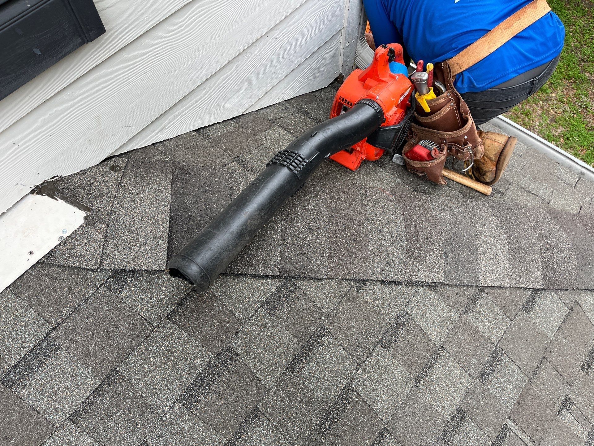 Residential Roofing Installation using Owen's Corning Duration (Lifetime) Shingles by Roof Repair Company