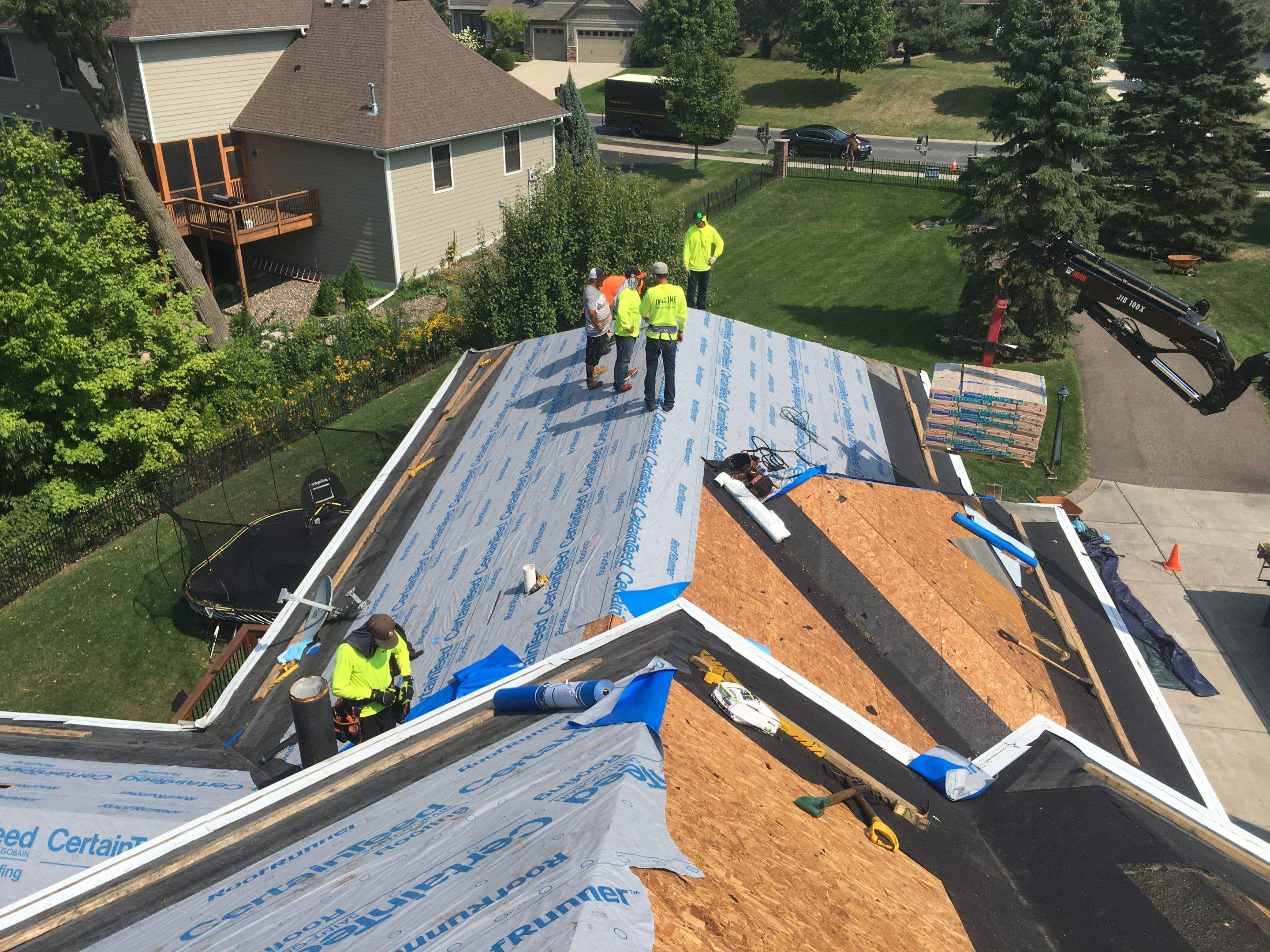 Residential Roofing Installation using Certainteed Landmark Moire Black by MODERN EXTERIOR SYSTEMS