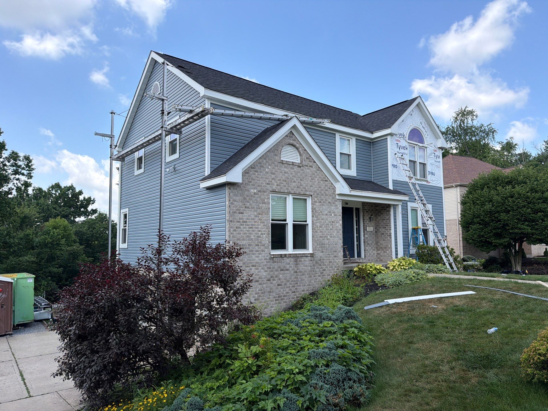 Full House Siding Renovation with English Wedgewood Vinyl Siding in Sewickley by Ideal Siding Pittsburgh