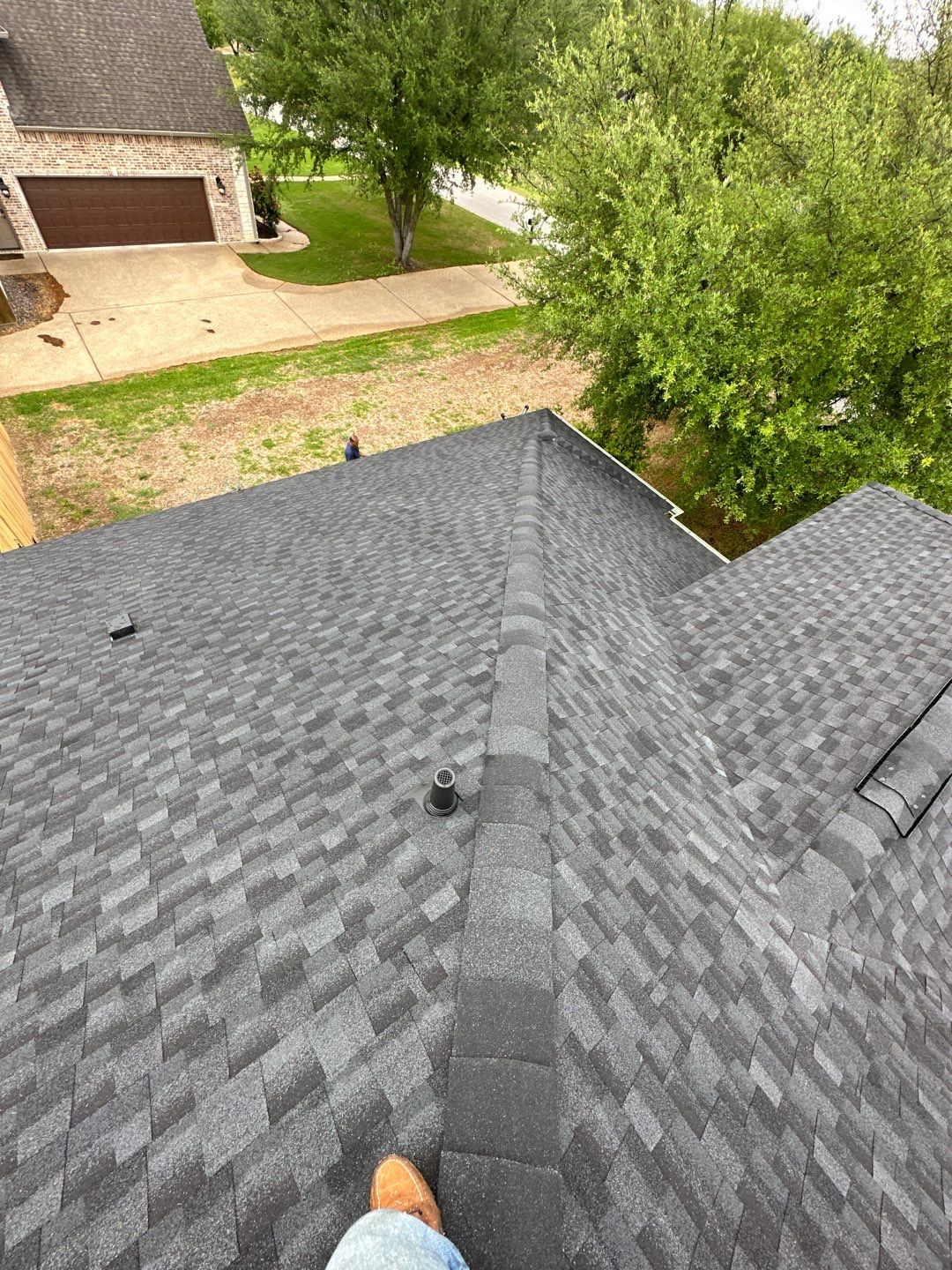 GAF HDZ - Charcoal by Elite Roofing LLC