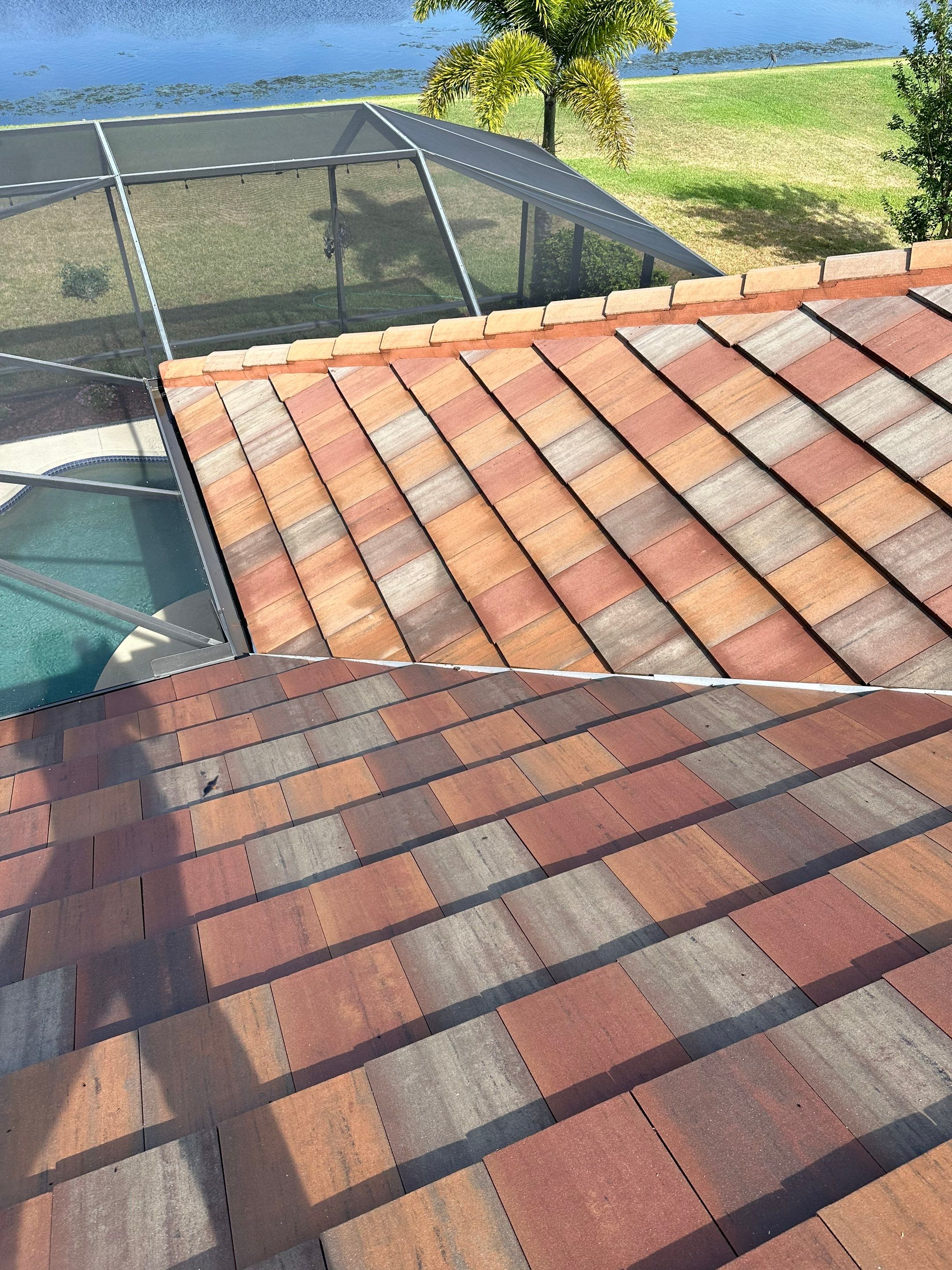 🏡 Tile Roof Cleaning – Gamble Creek Estates, Parrish, FL by Sunshine AquaWash