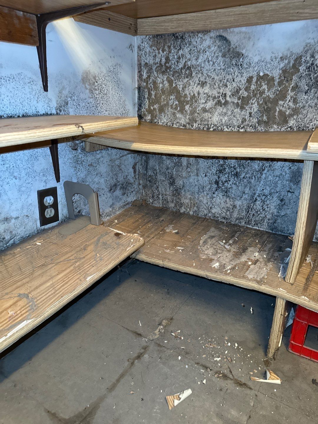 Water pipe break behind a wall by Chicagoland Water Medics