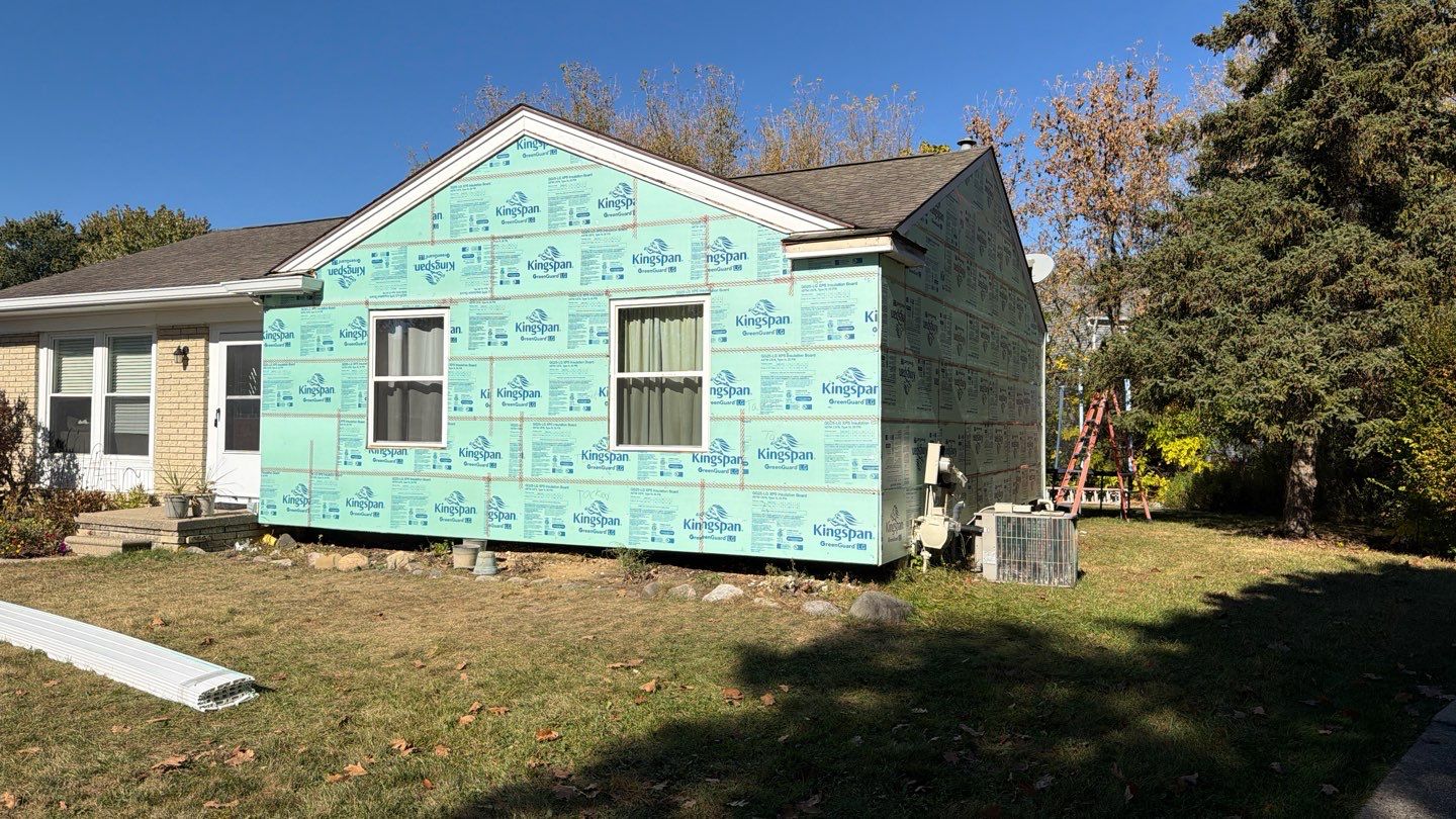 Siding Replacement using Alside S7 Cedar Mill Grain Cape Cod Grey by 180 Contractors