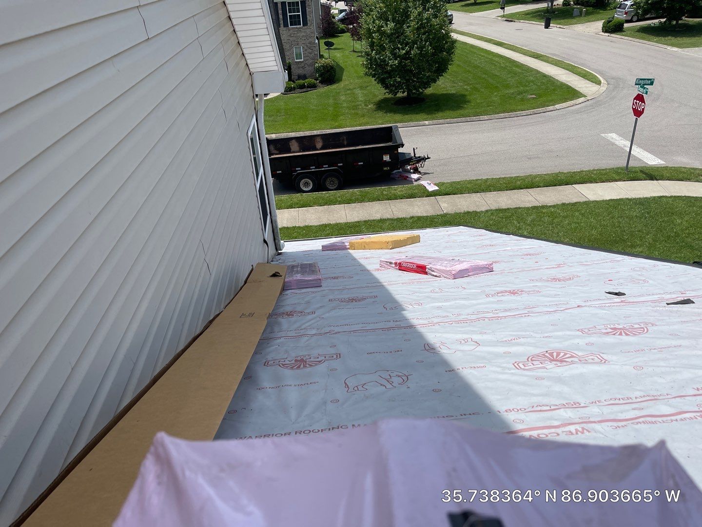 Residential Roofing Installation using Owens Corning Oakridge Roofing System by Undersun Roofing 