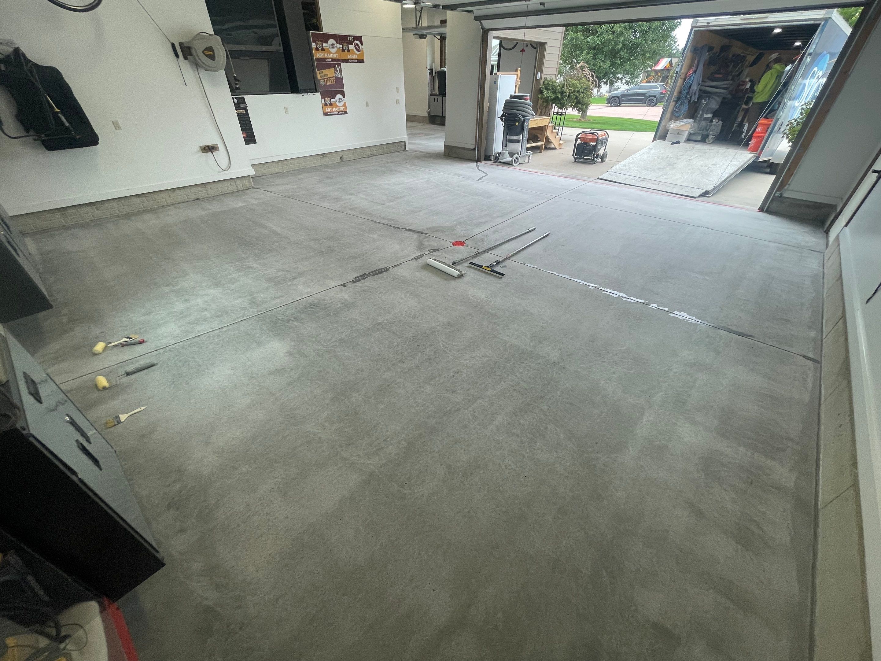 Garage Floor Coating and Domino Flake Finish in Sioux Falls by Select Painting, Coatings & Garage Cabinets