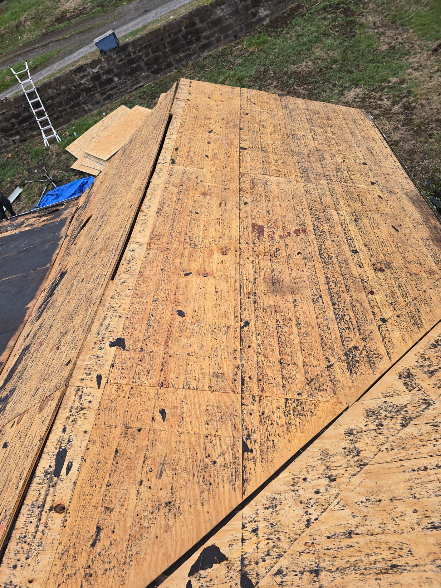 Residential Roofing Installation using GAF Timberline HDZ Biscayne Blue by Rainstoppers Roofing