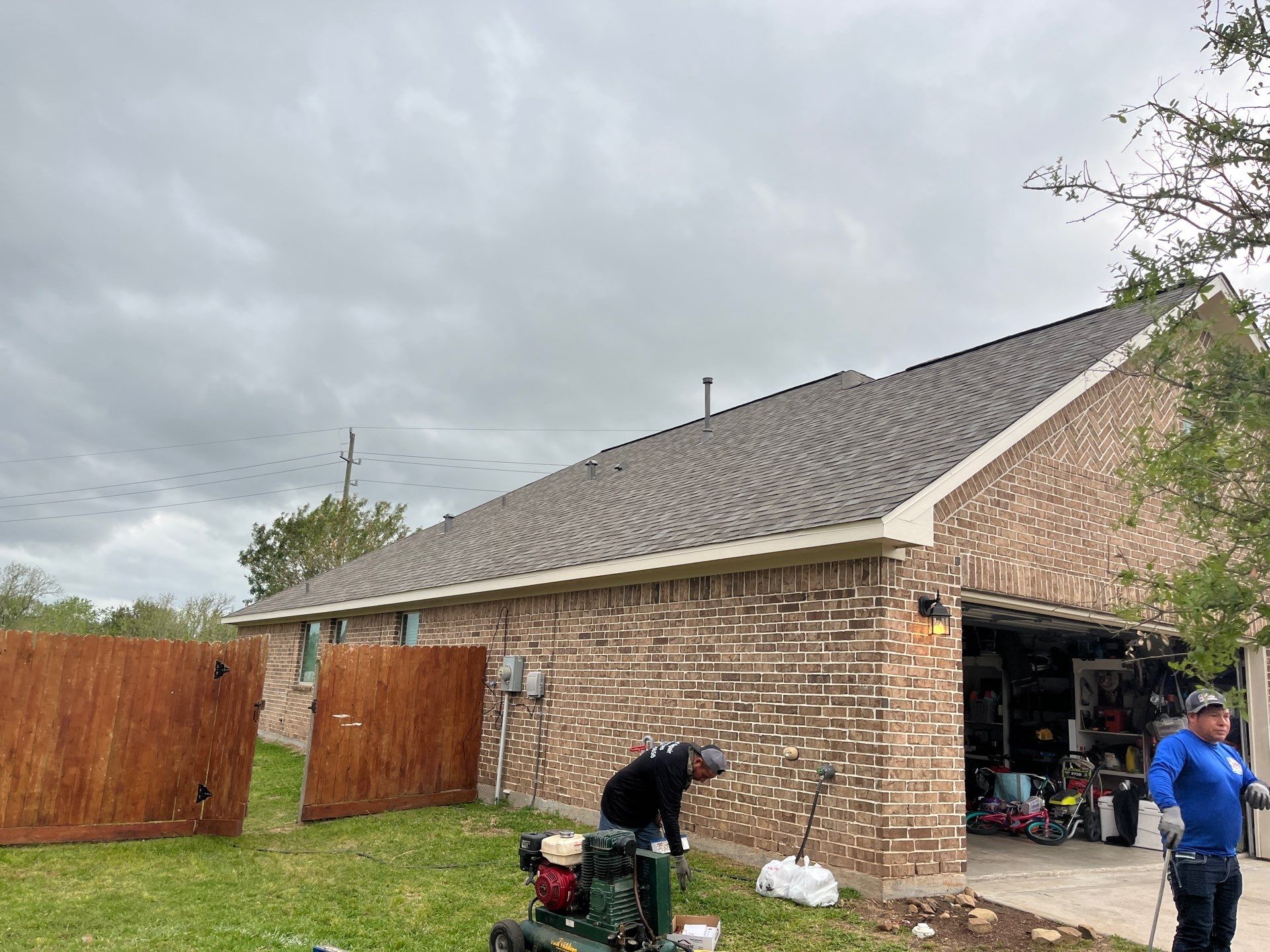 Hail Damage using Owen's Corning Duration (Lifetime) Shingles by Roof Repair Company