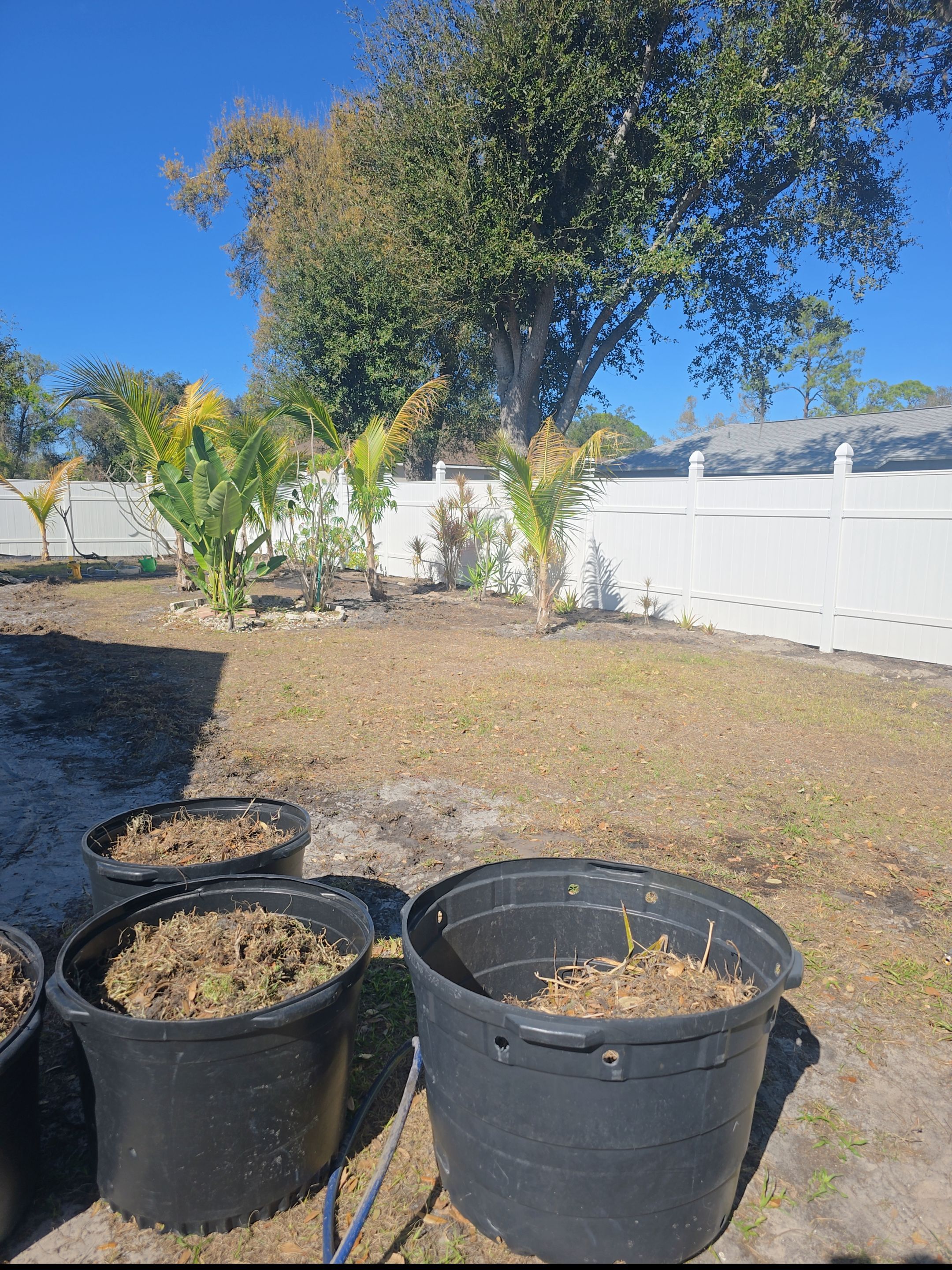 Vinyl Fence Repair in North Port by True Fence LLC