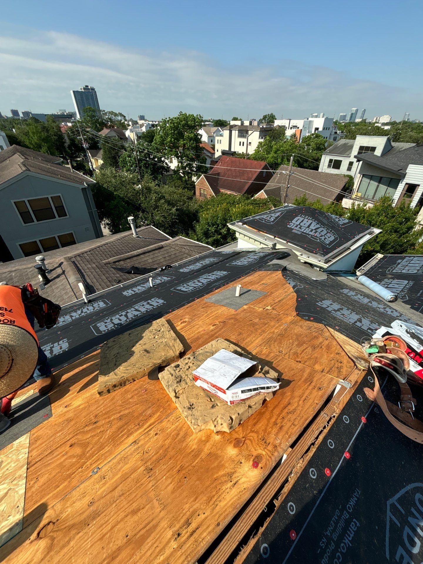 Roof Replacement Houston by Roof Repair Company