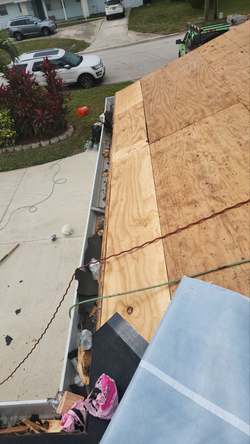 Project in St. Petersburg 33703 by Mitchell Roofing Company LLC 