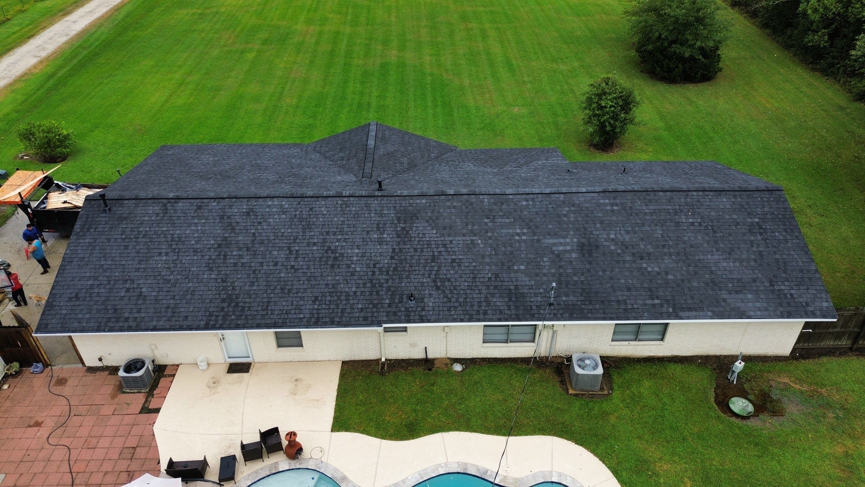 Anahuac Roof Replacement by Modern BYLT Roofing & Construction
