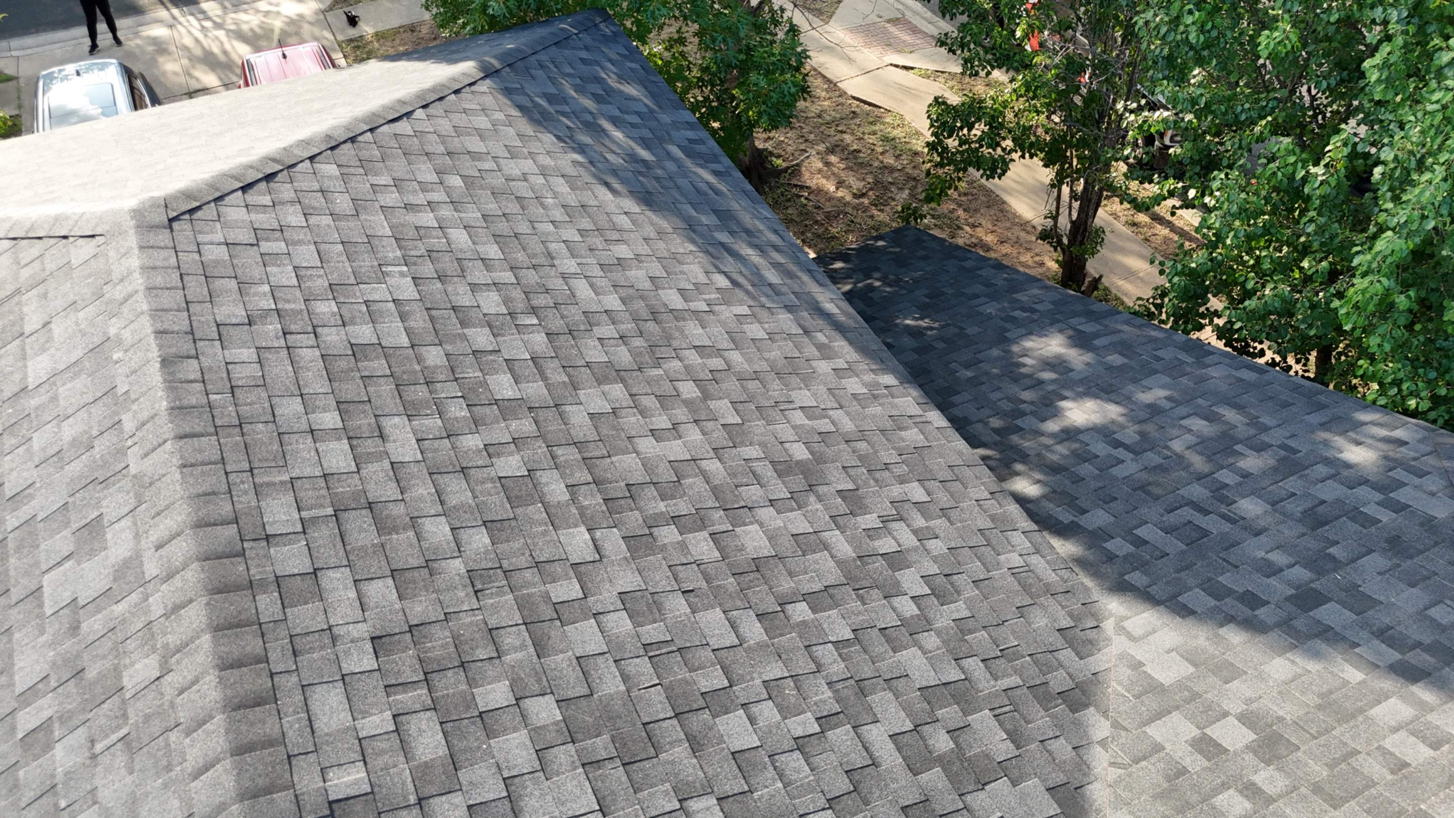 Onyx Black - Owens Corning TruDefinition Duration by RoofsOnly.com