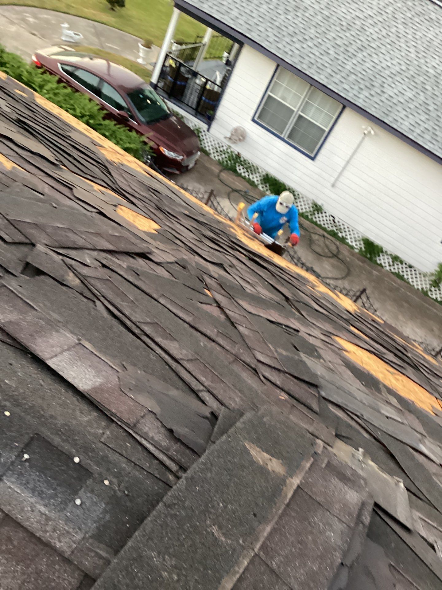 Residential Roofing Installation using Owen's Corning Duration (Lifetime) Shingles by Roof Repair Company