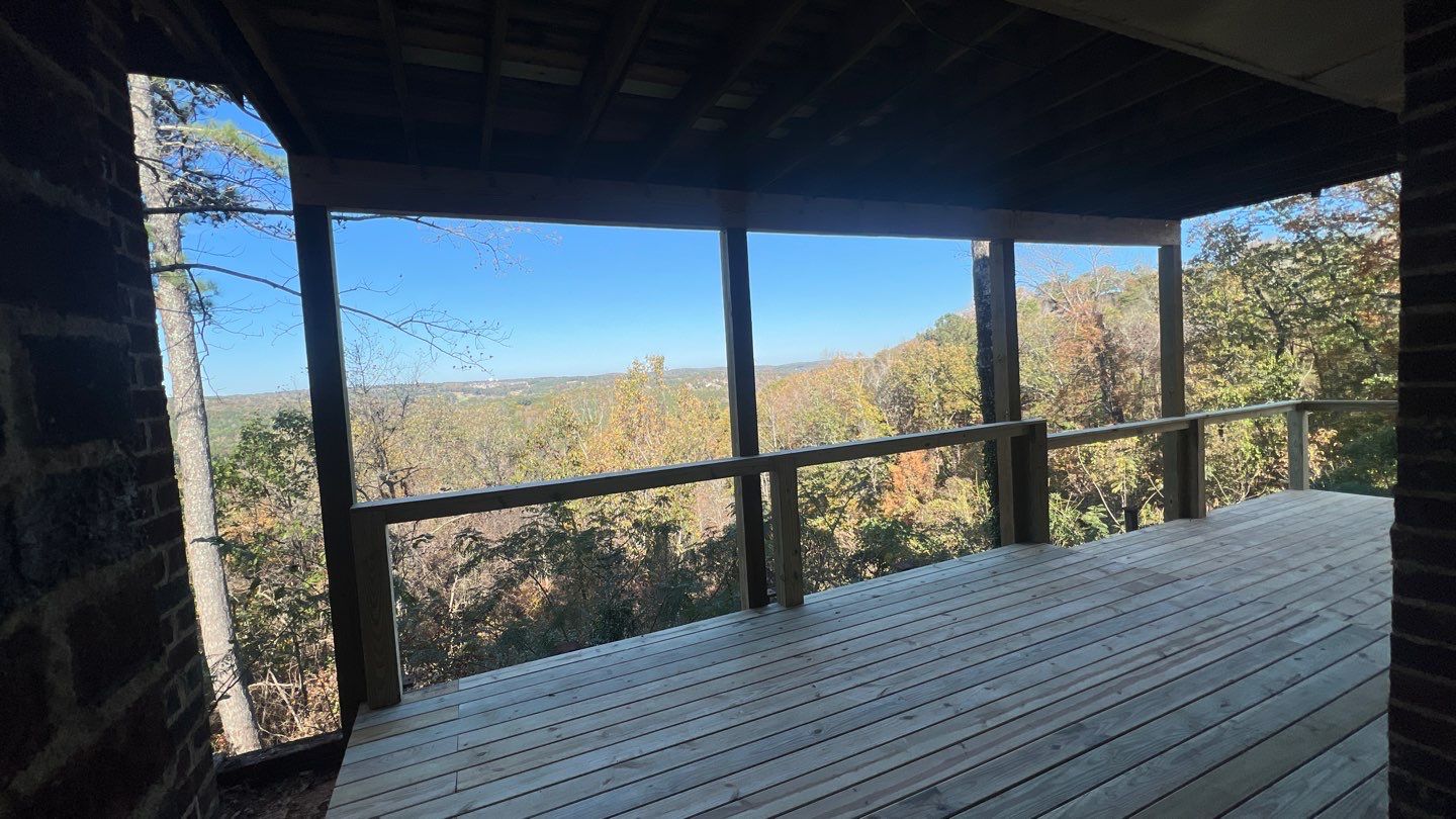 Shades Crest - Deck by Pillar and Pine