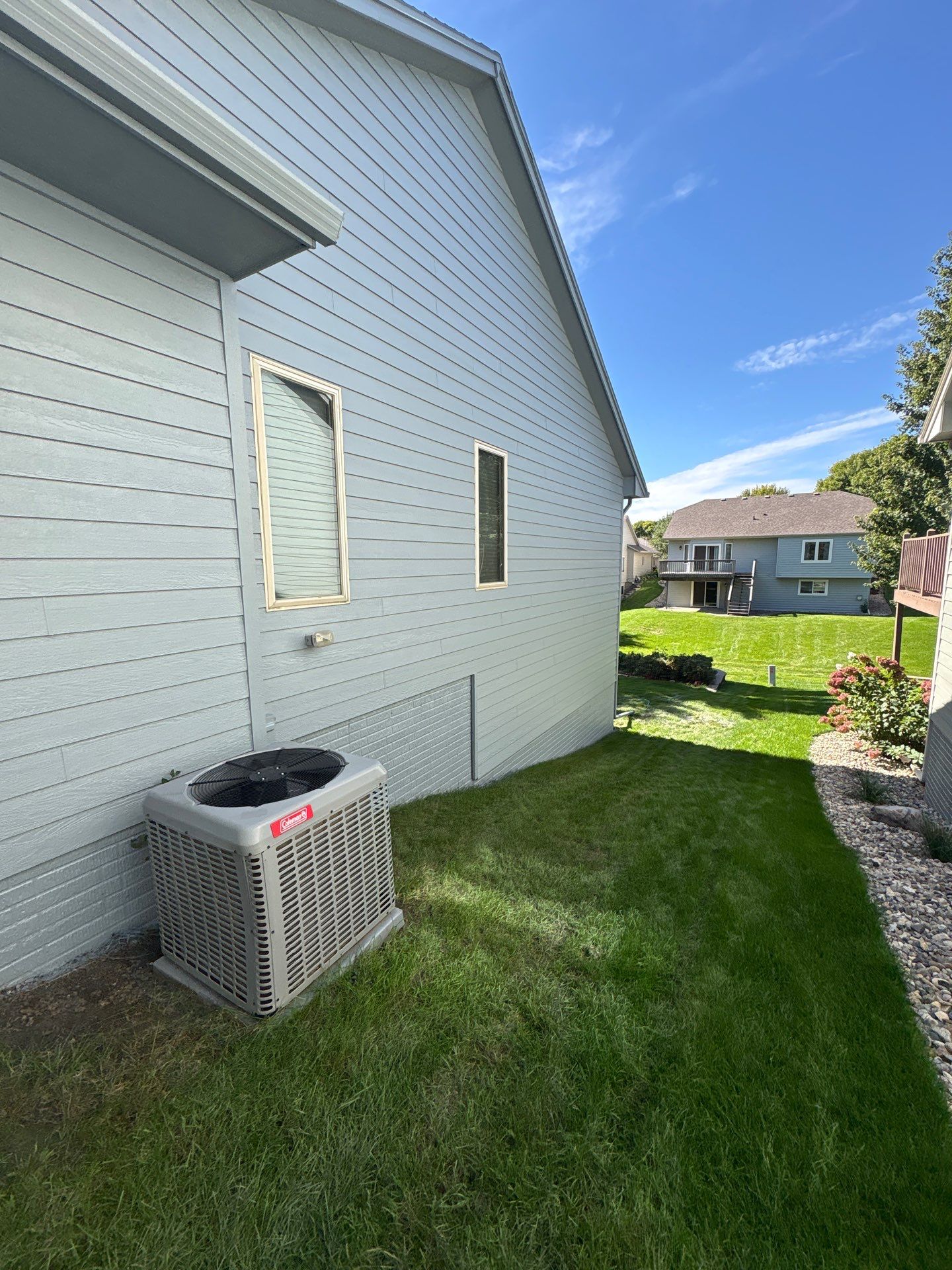 Exterior Painting for Vinyl Siding and Trim in Sioux Falls by Select Painting, Coatings & Garage Cabinets