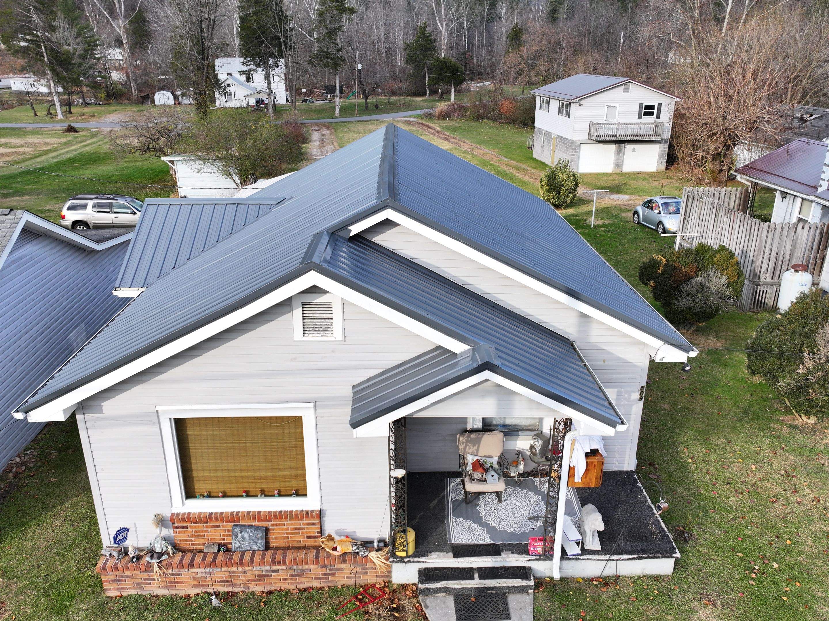 Smith Residence by Omnia Roofing