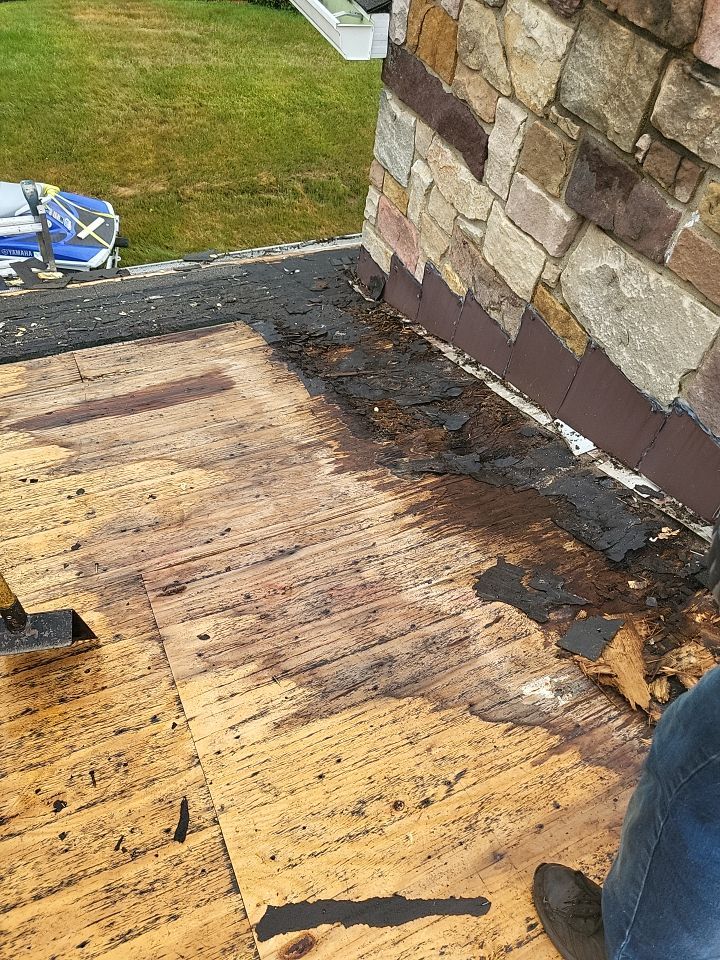 ATLAS PINNACLE HP W/SCOTCHGARD COLOR: WEATHERED WOOD by Eagle Eye Roofing