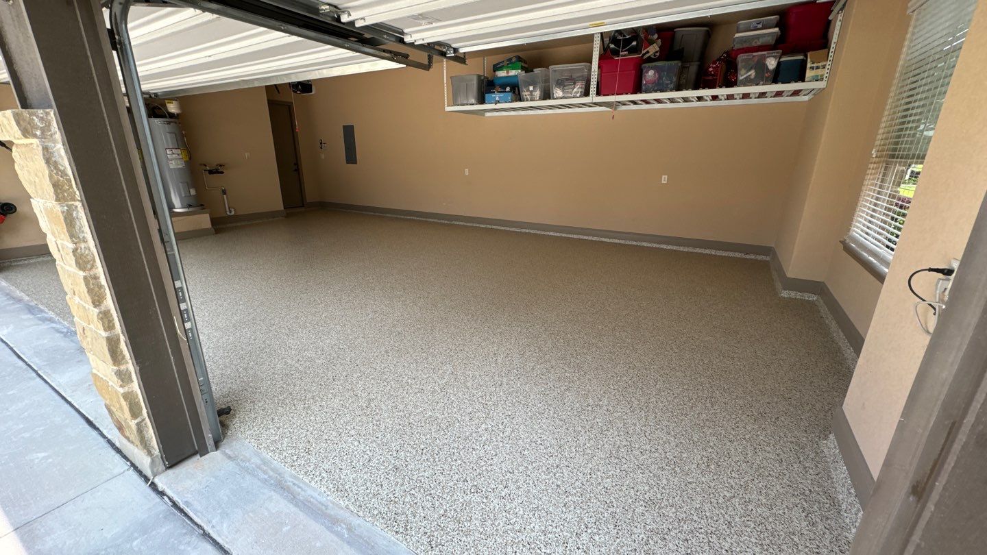 Copper Ridge, New Braunfels by TORO Garage Co