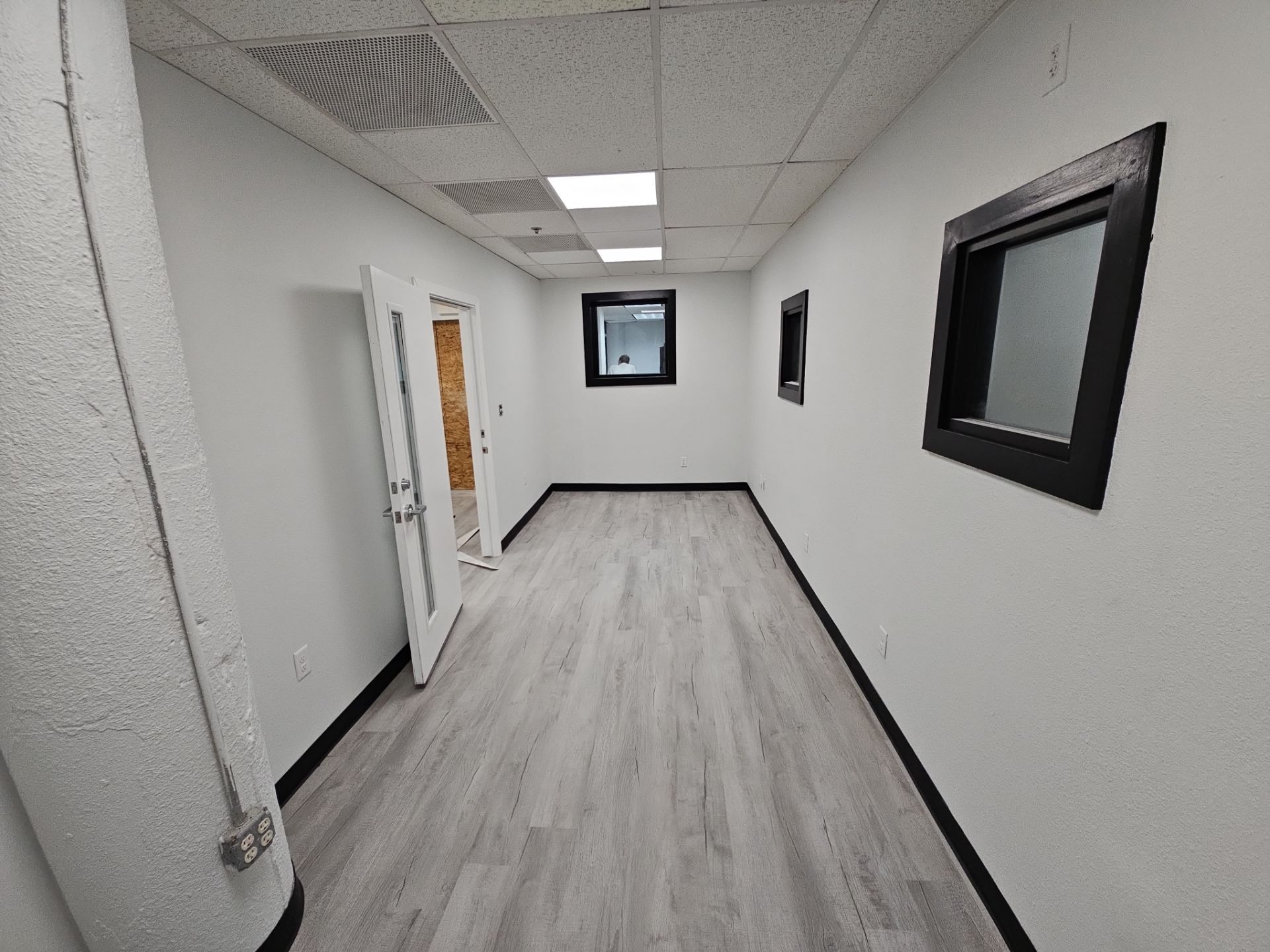 C-Store renovation at Dallas Life by EL-GC LLC 