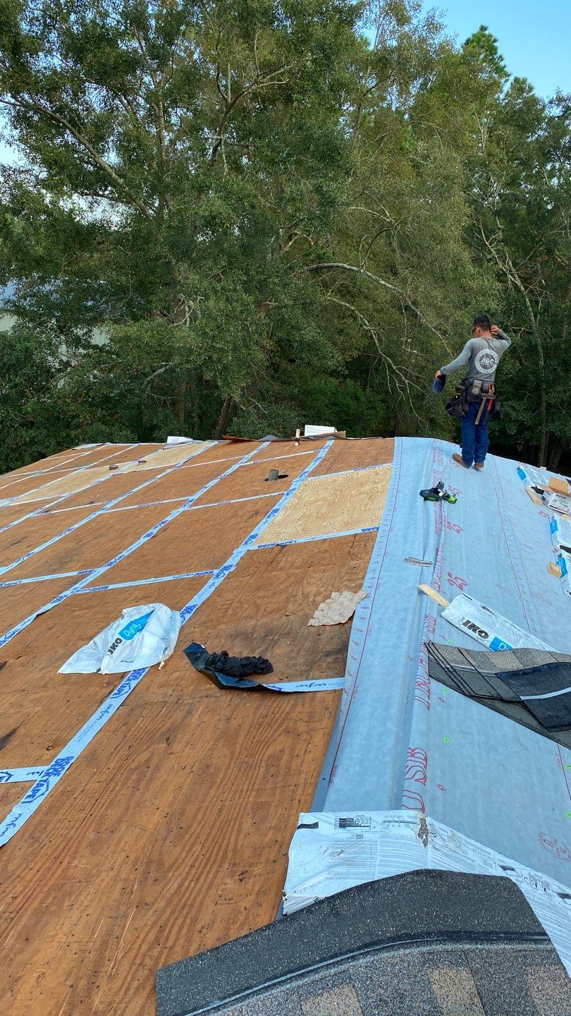 Residential Roofing Repair using Roof Replacement by American Roofing & Construction LLC
