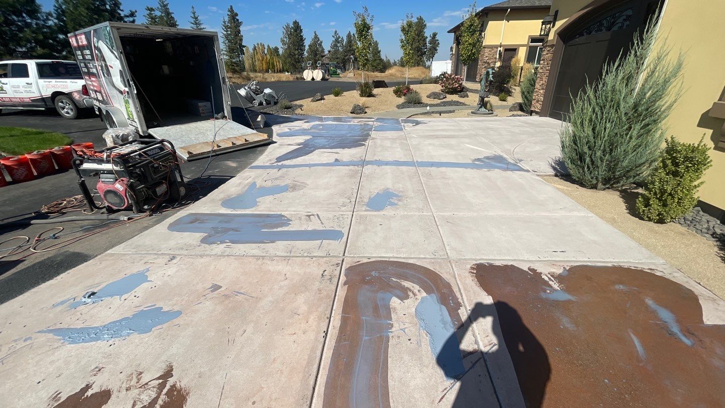 Driveway using Trail Mix 1/8" Chip by Croc Coatings, LLC