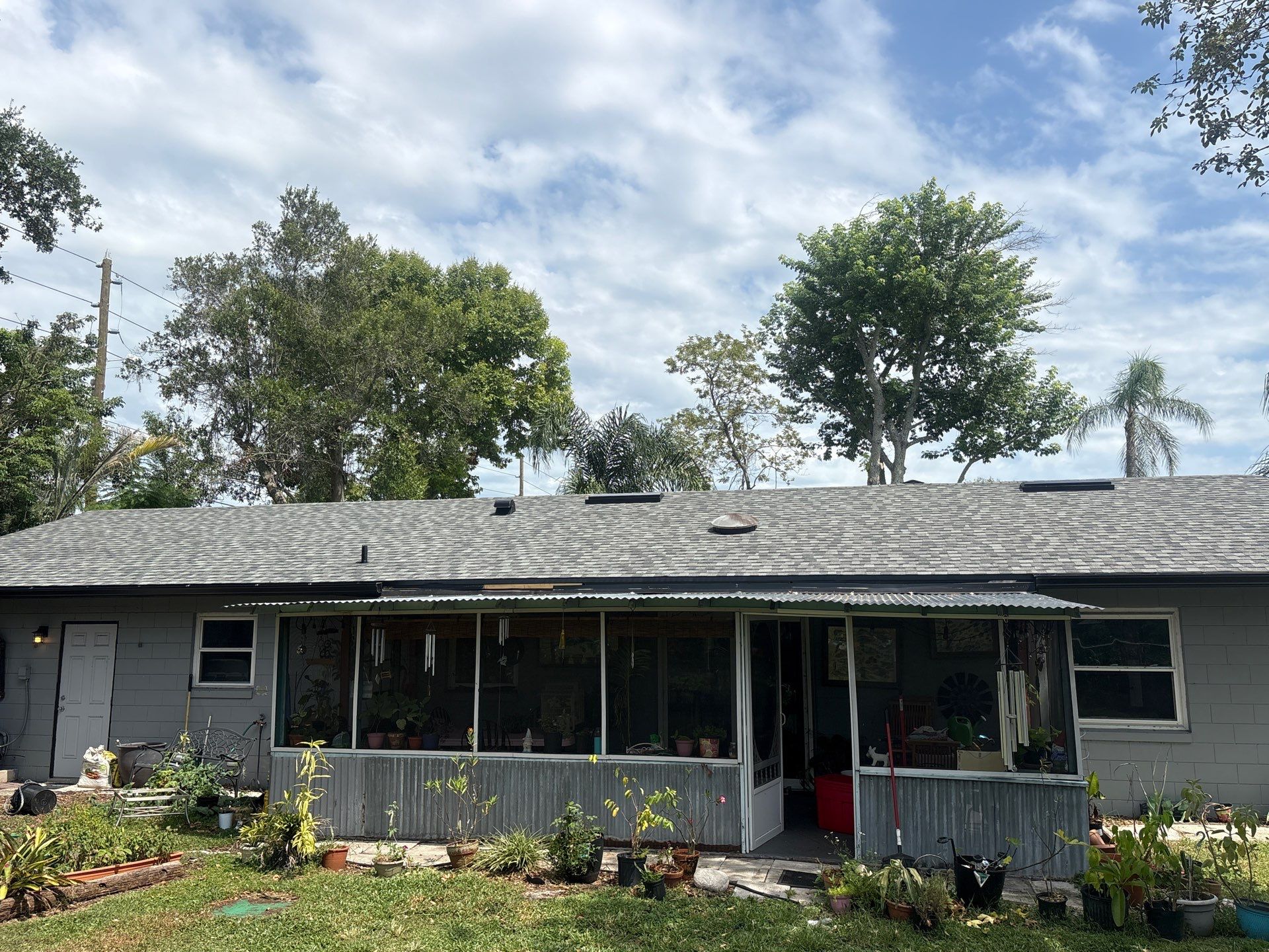 Gravity Roofing featured photo.