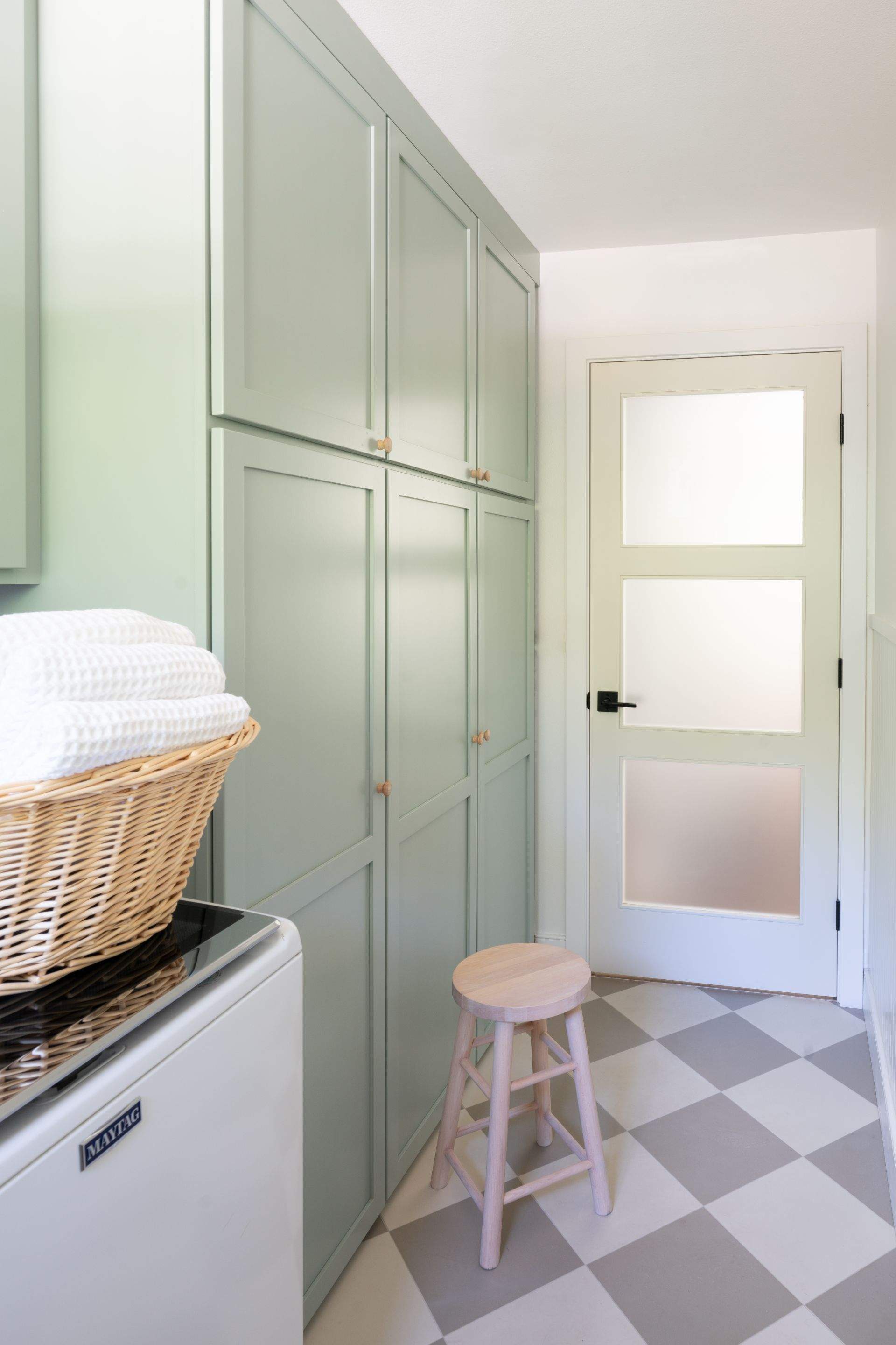 South Everett Remodel by LinMak Construction