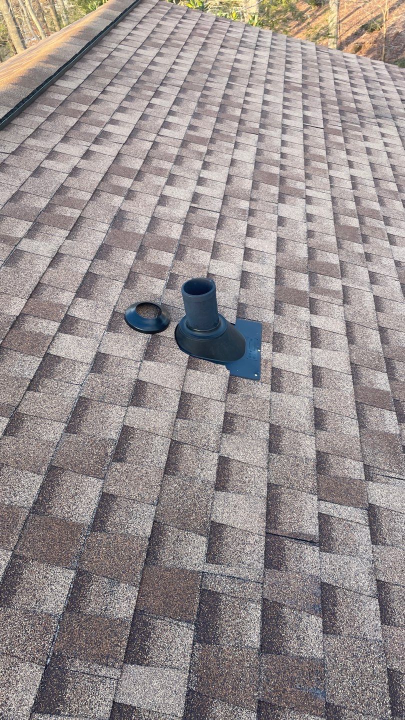 Damaged roof hit by storms! by Georgia Roof Advisors