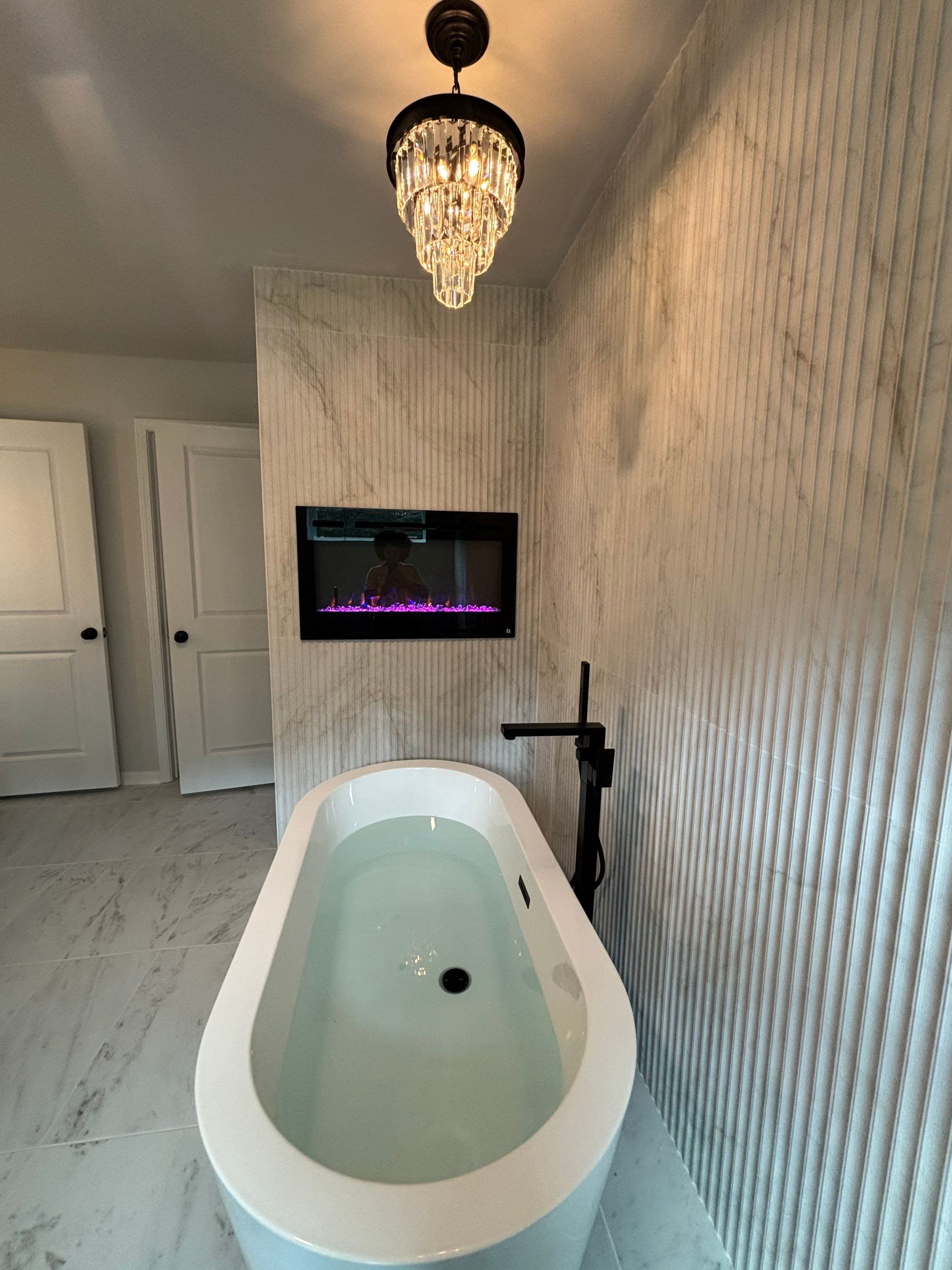 Master bathroom renovation using Free standing tub by Prudencio