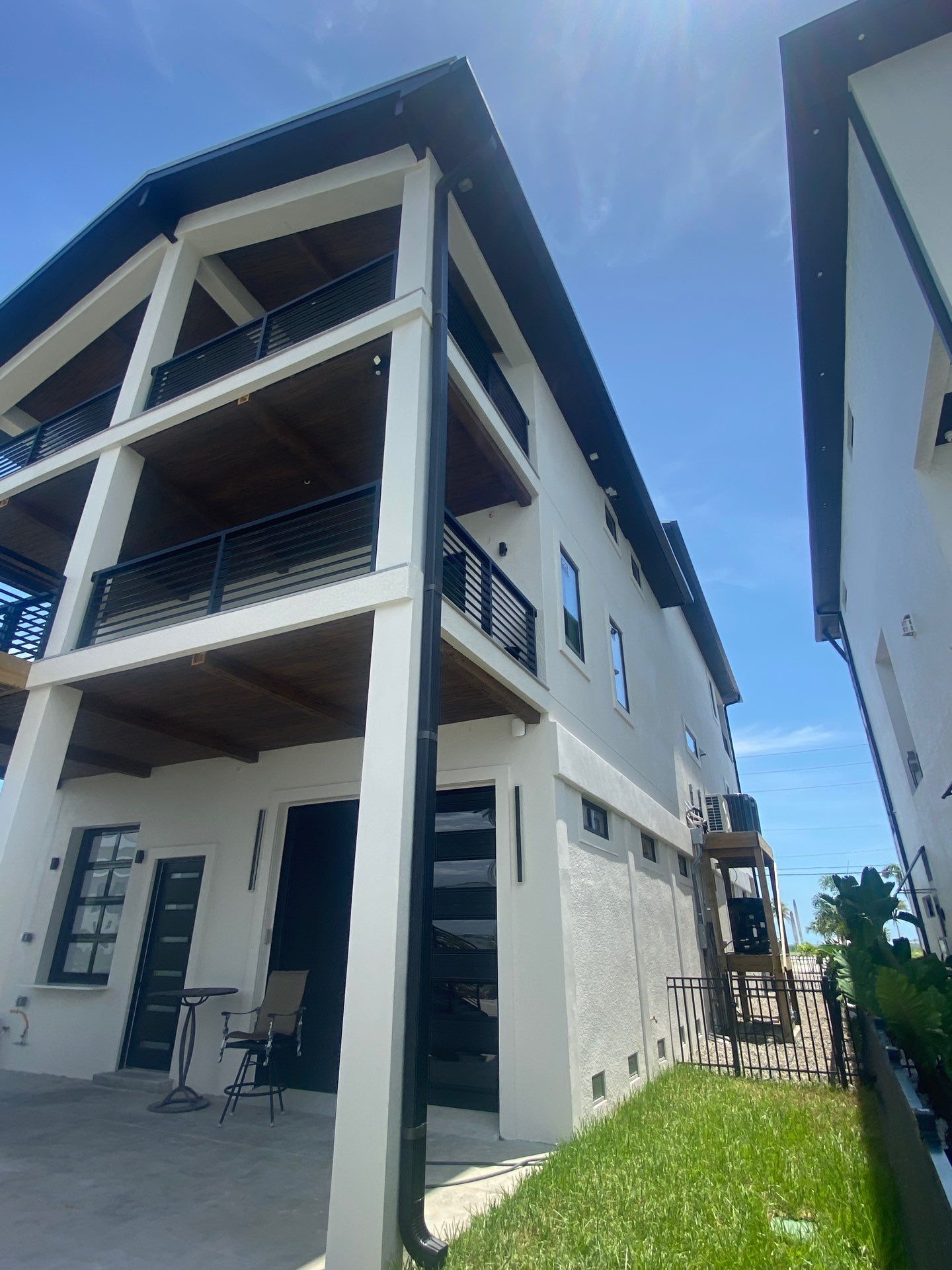 7-inch K-style Dark Bronze Gutters in Fort Myers Beach FL by Gutter Professors