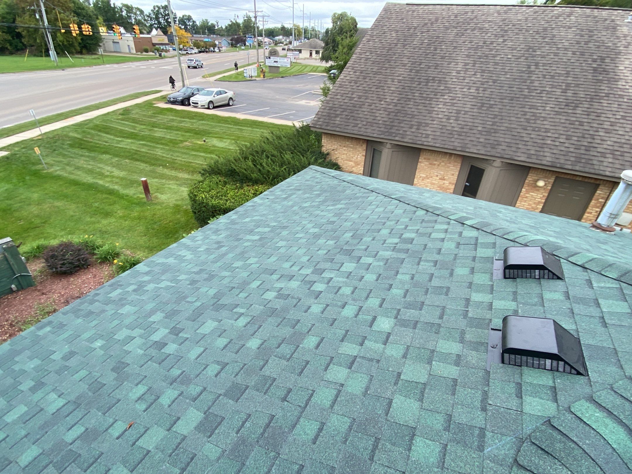 Roof Replacement using CertainTeed Landmark by 180 Contractors