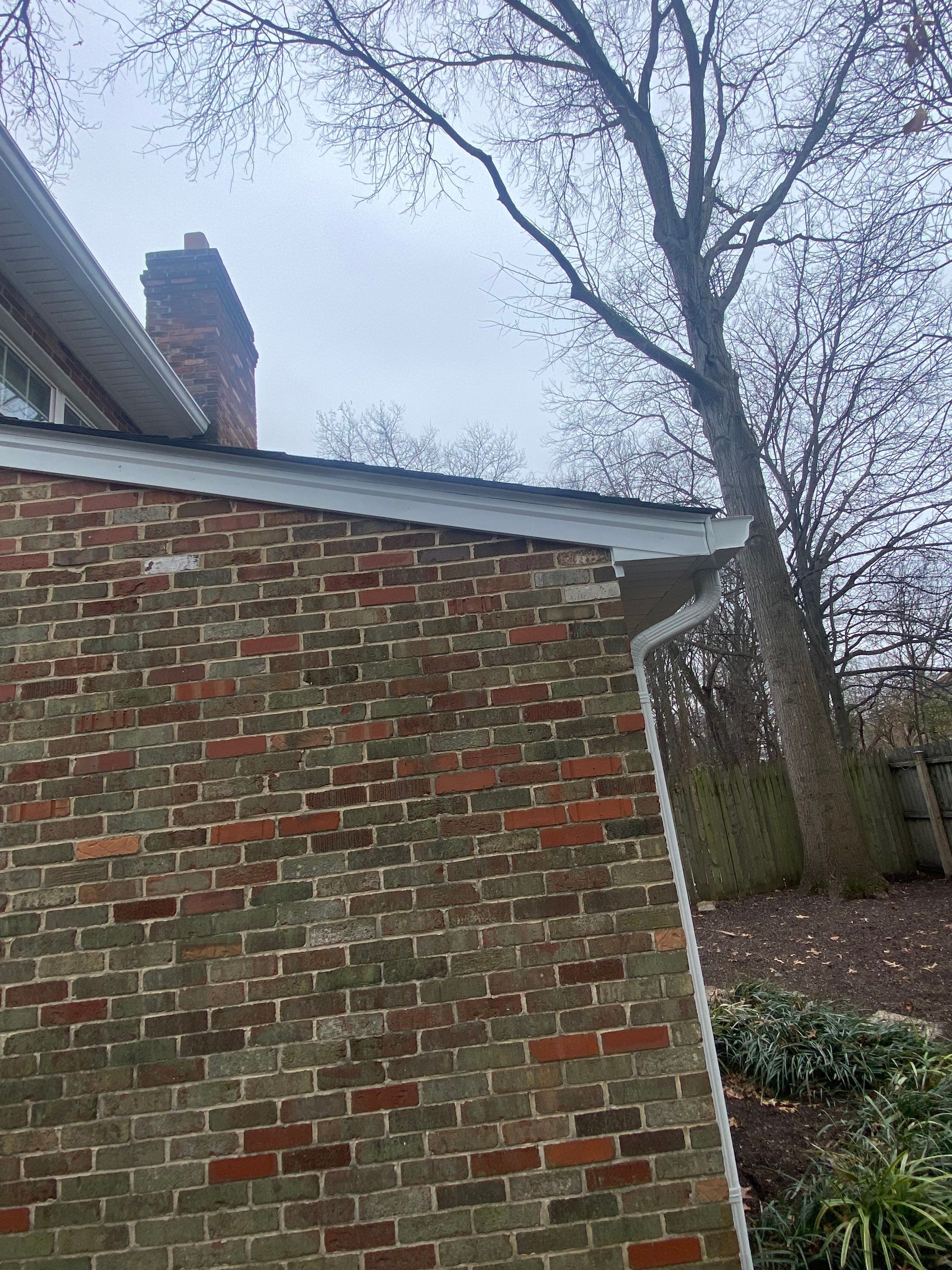 Vienna: Residential Roof Replacement with CertainTeed Landmark Pro in Max Def Weathered Wood by RM Banning, Inc.