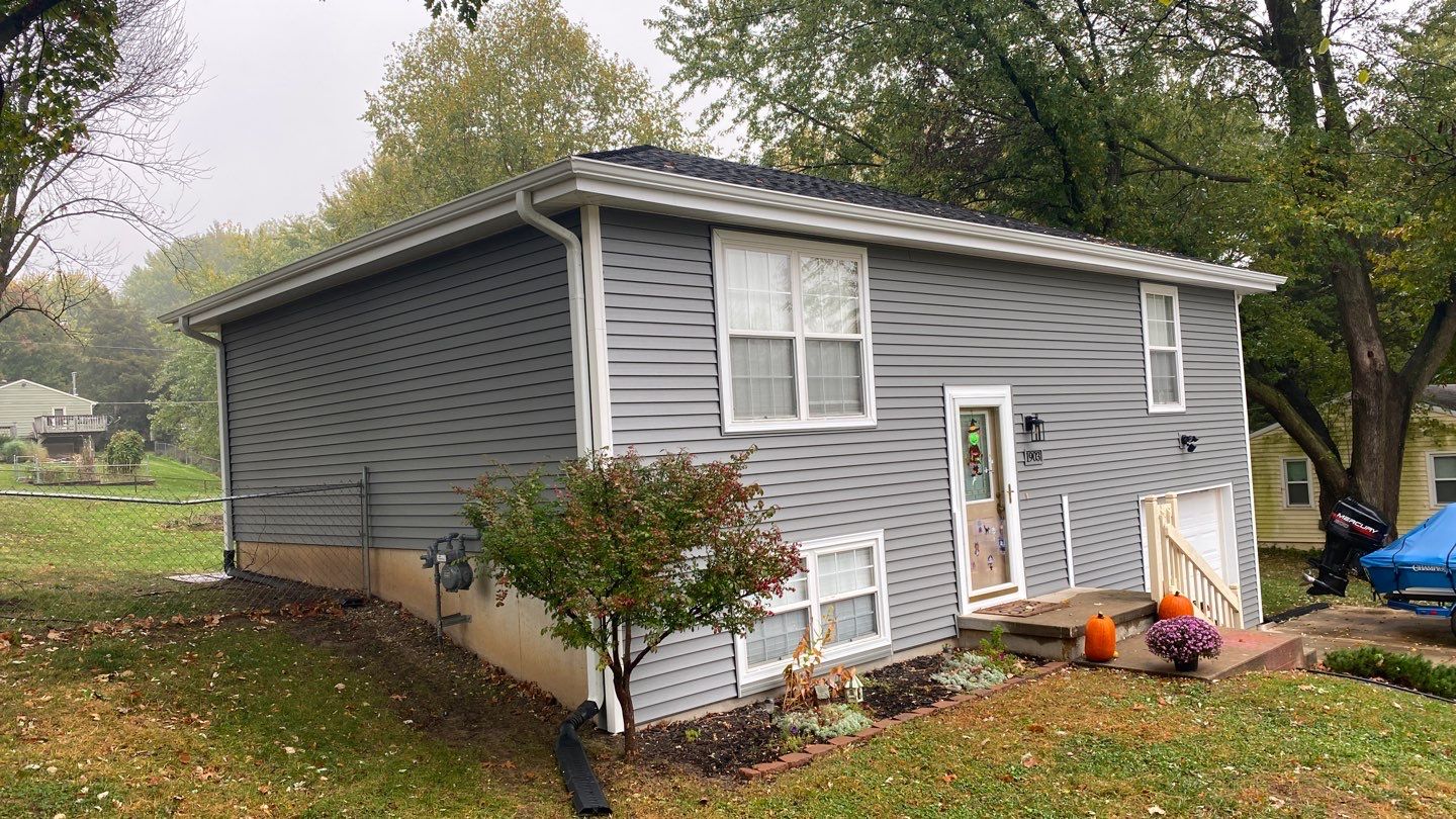 New Curb Appeal is Activated by EEC  Windows, Siding & Roofing 