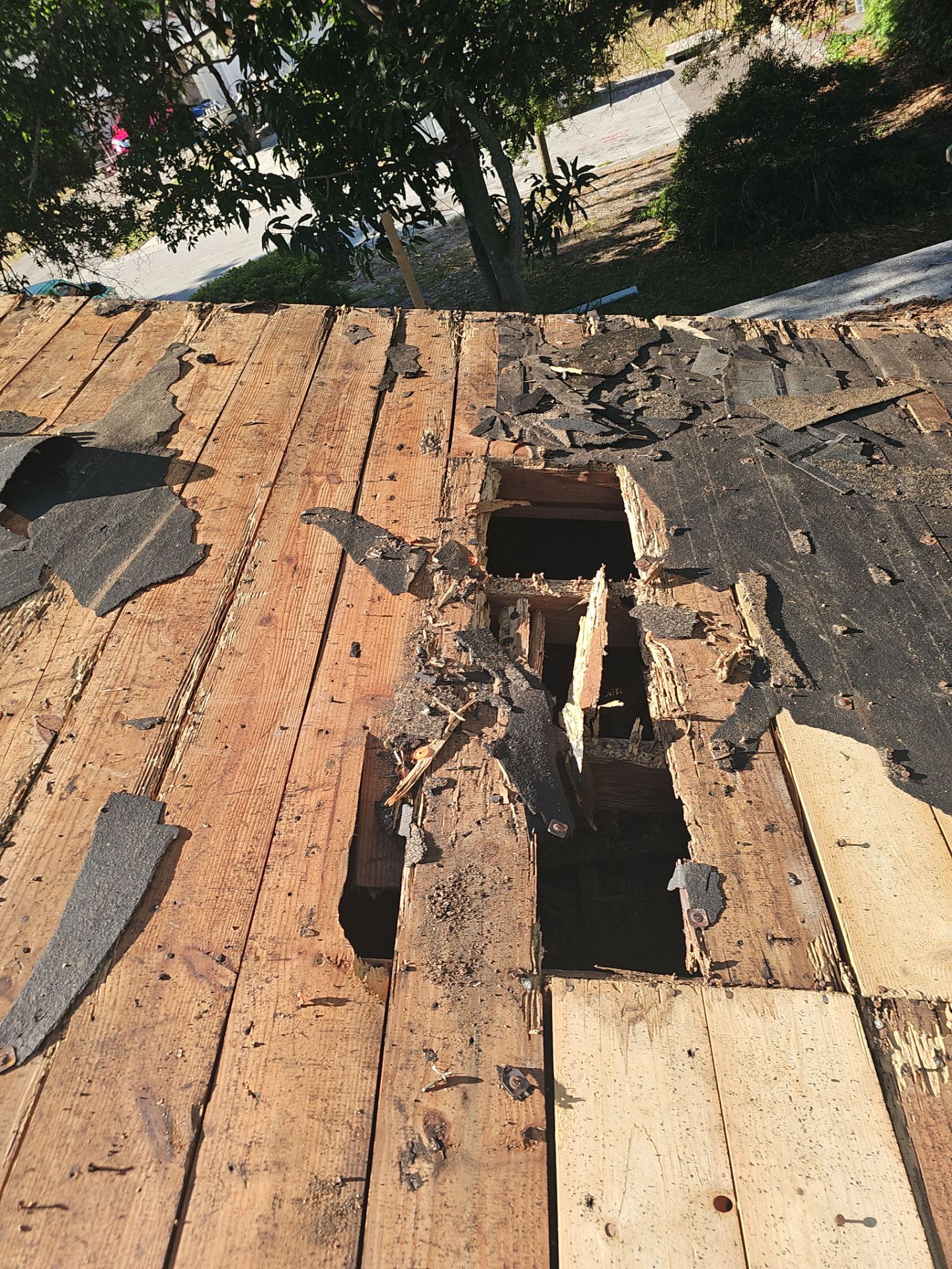 Project in St. Petersburg 33711 by Mitchell Roofing Company LLC 