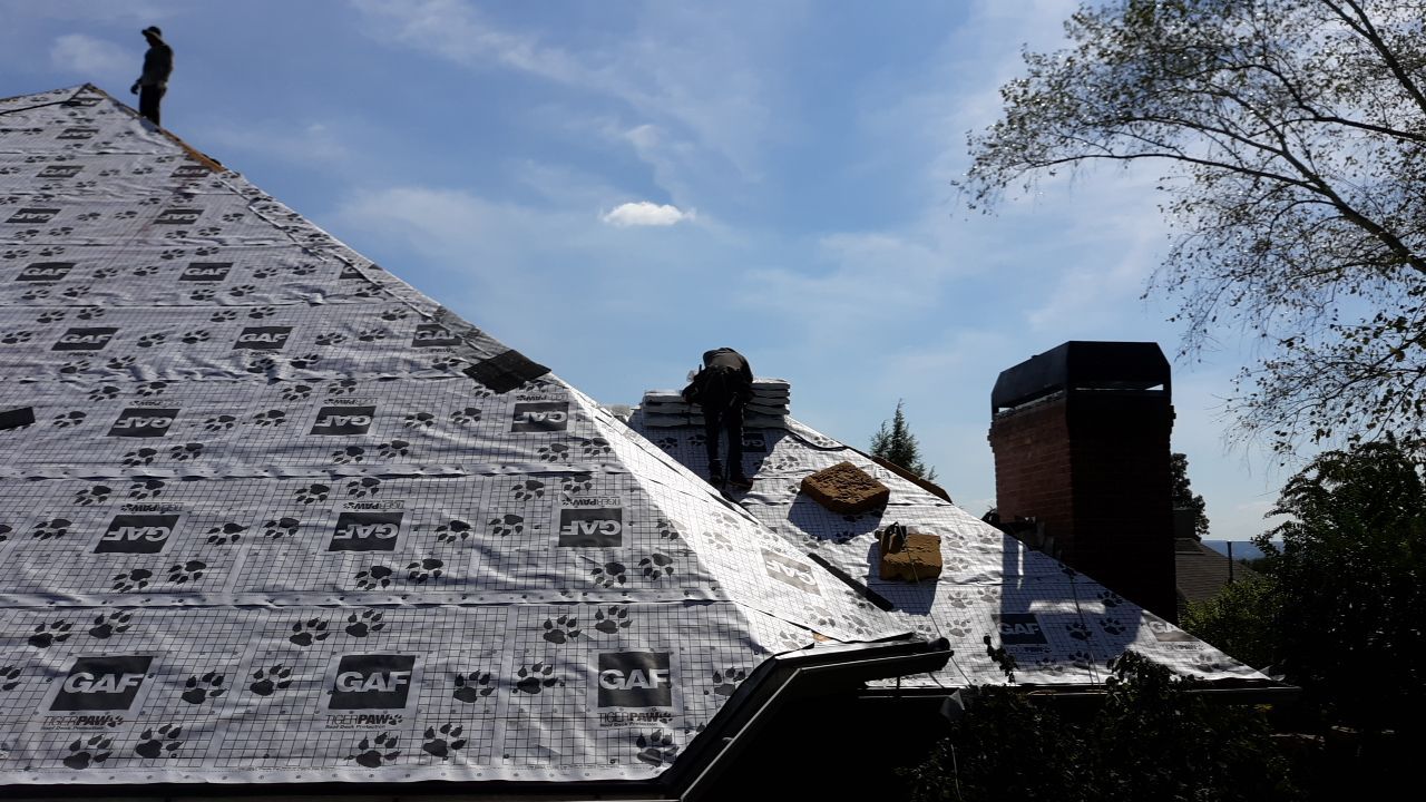 Residential Designer Roofing Installation with custom accent Copper Valleys. Calhoun GA by Georgia Roof Advisors