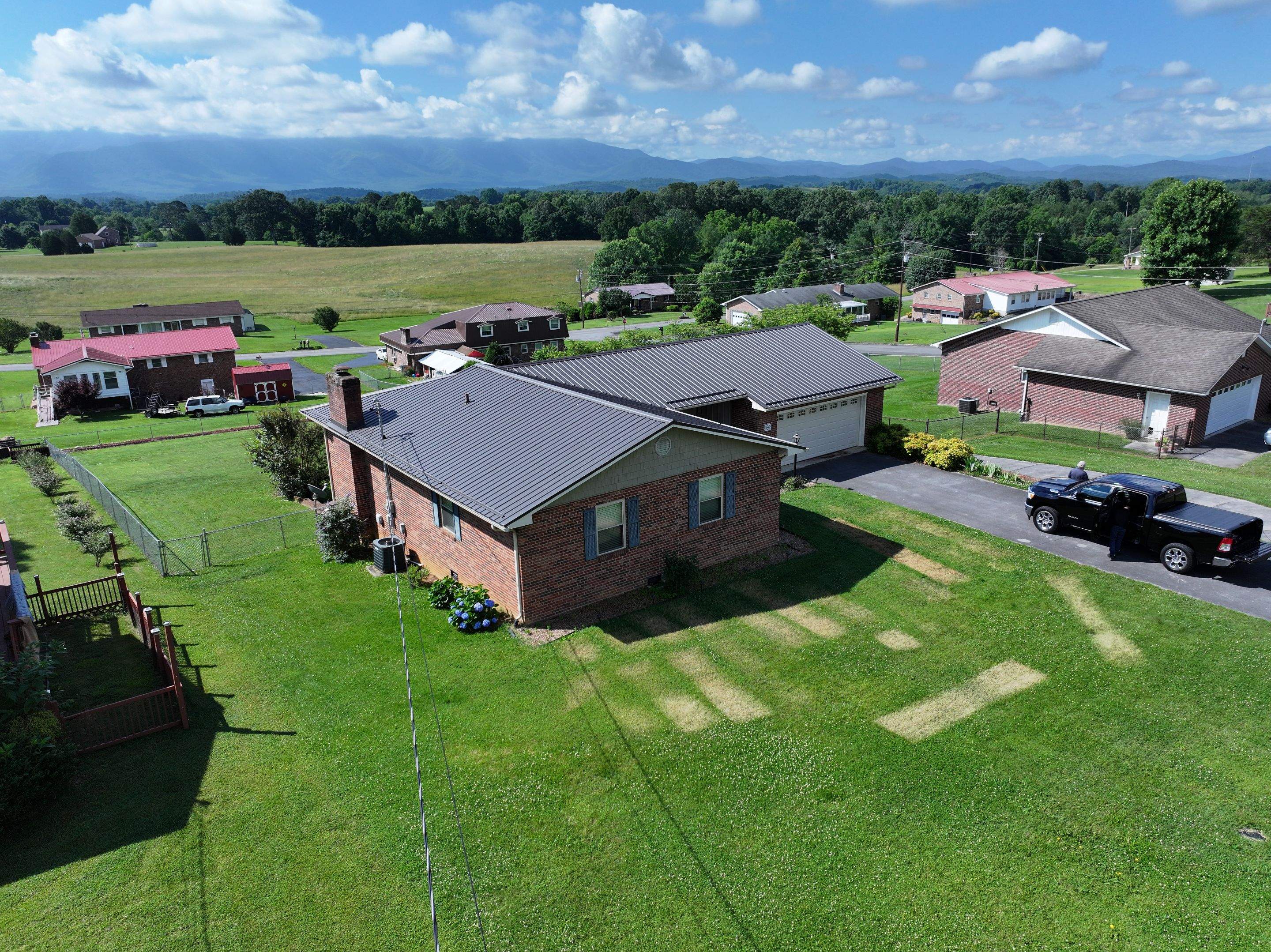 Maximoff Residence by Omnia Roofing