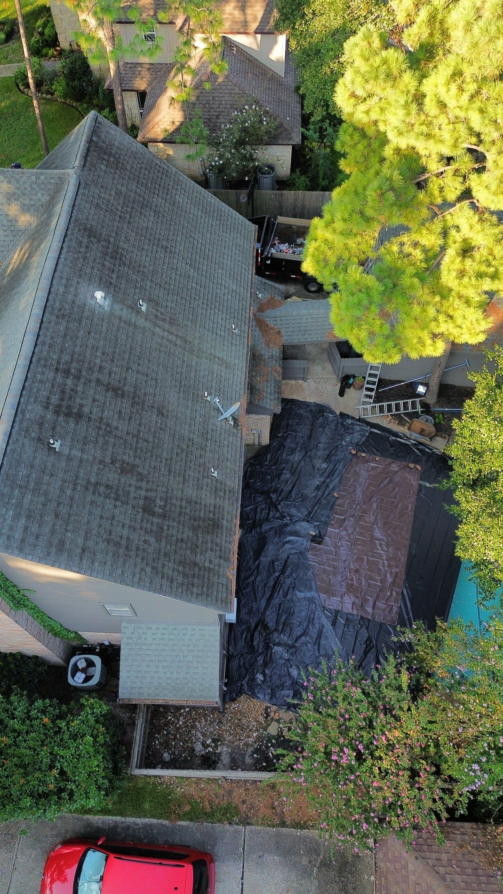 OC Oakridge Estate Gray by HHH Roofing & Construction