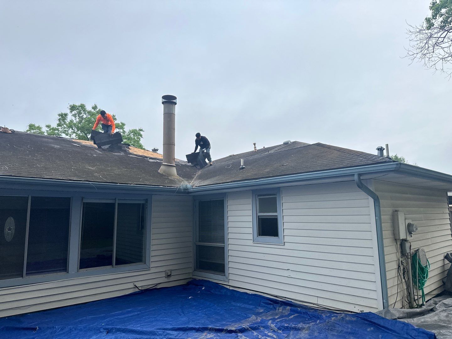Residential Roofing Installation using Owen's Corning Duration (Lifetime) Shingles by Roof Repair Company
