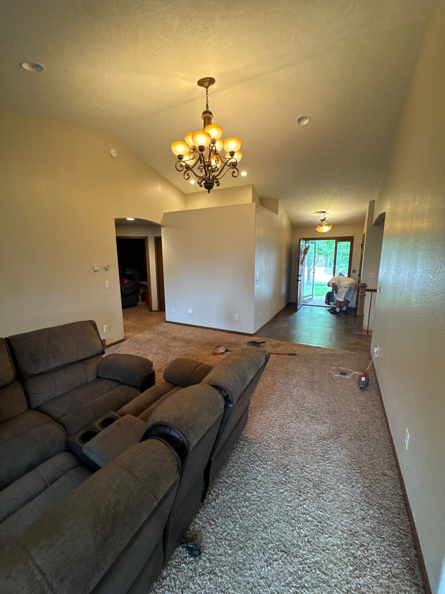 Comprehensive Interior Painting and Drywall Surface Repairs in Brandon by Select Painting, Coatings & Garage Cabinets