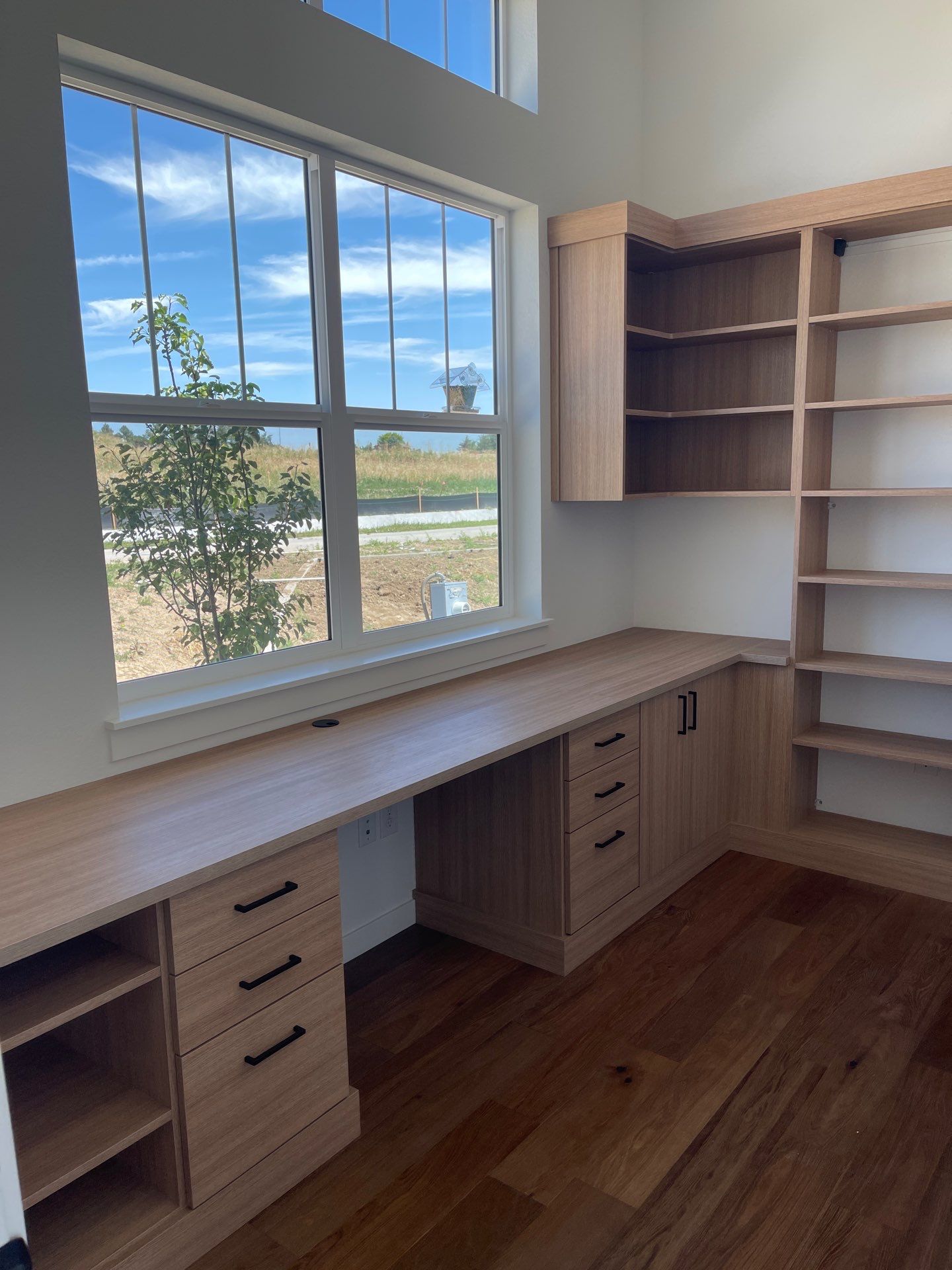 Spare Room converted to Gaming Office by Concept 32, Inc.