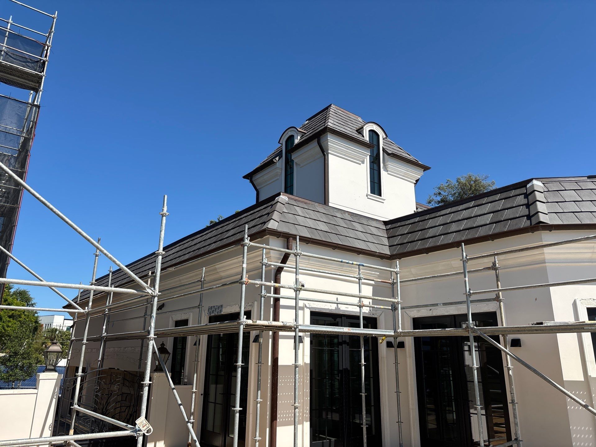 Gutter Installation using Half Round Seamless Gutters in Tampa FL by Gutter Professors