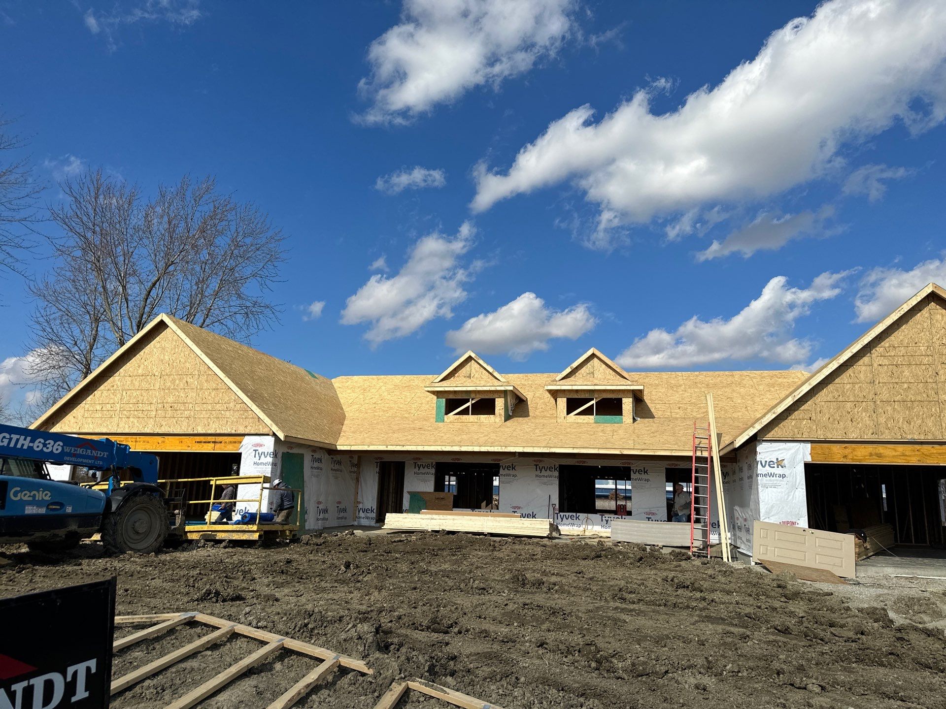 Residential Roofing Installation using CertainTeed Landmark Weathered Wood by Nitro Roofing and Construction