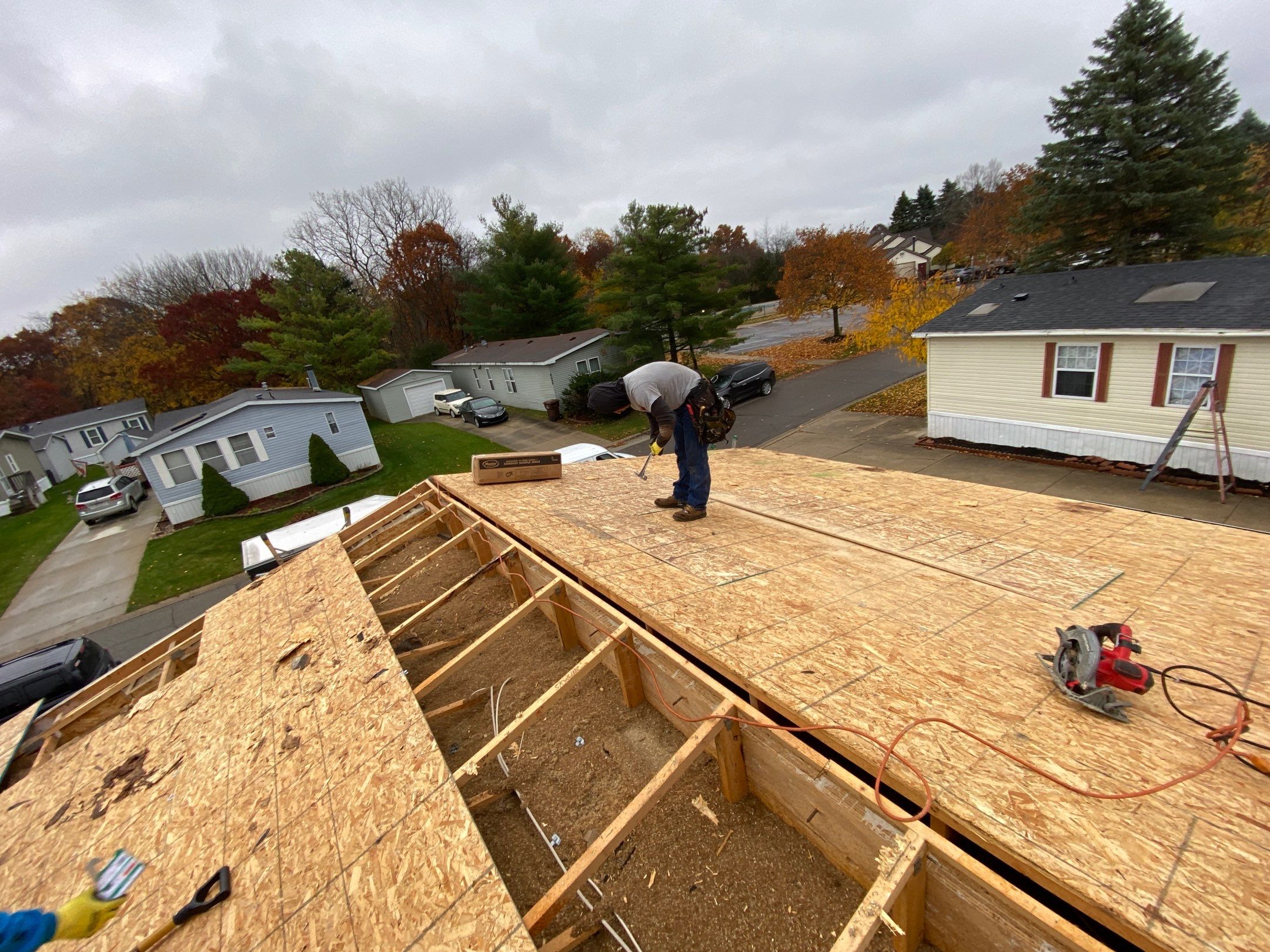 Roof Replacement using CertainTeed Landmark by 180 Contractors