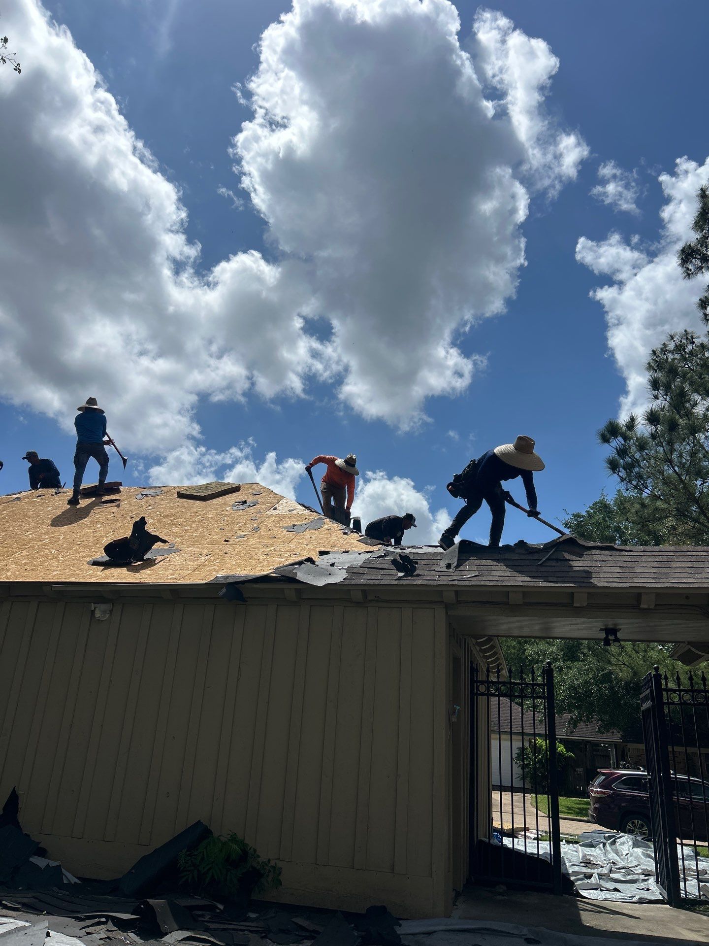 Roof Replacement in Houston TX by Roof Repair Company
