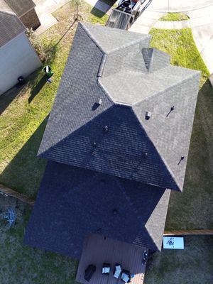 Roof Remplacement using IKO Cambridge Dual Black
