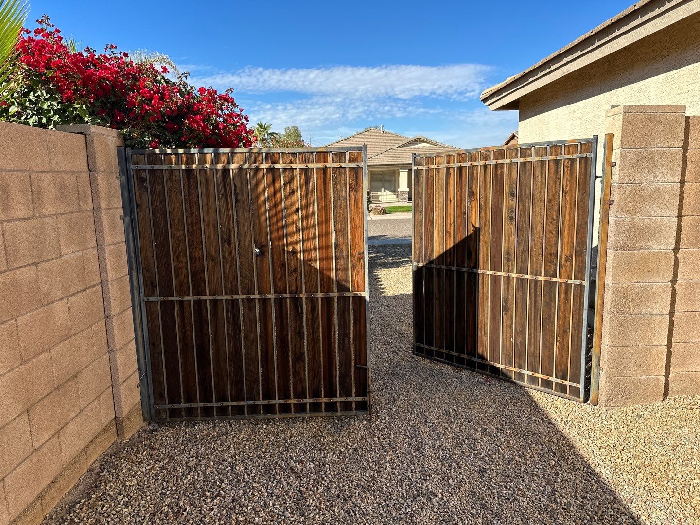 Hamilton - A Gorgeous Home Exterior Makeover in Phoenix, AZ with Dunn Edwards Paints by Double G Painting Contractors, LLC
