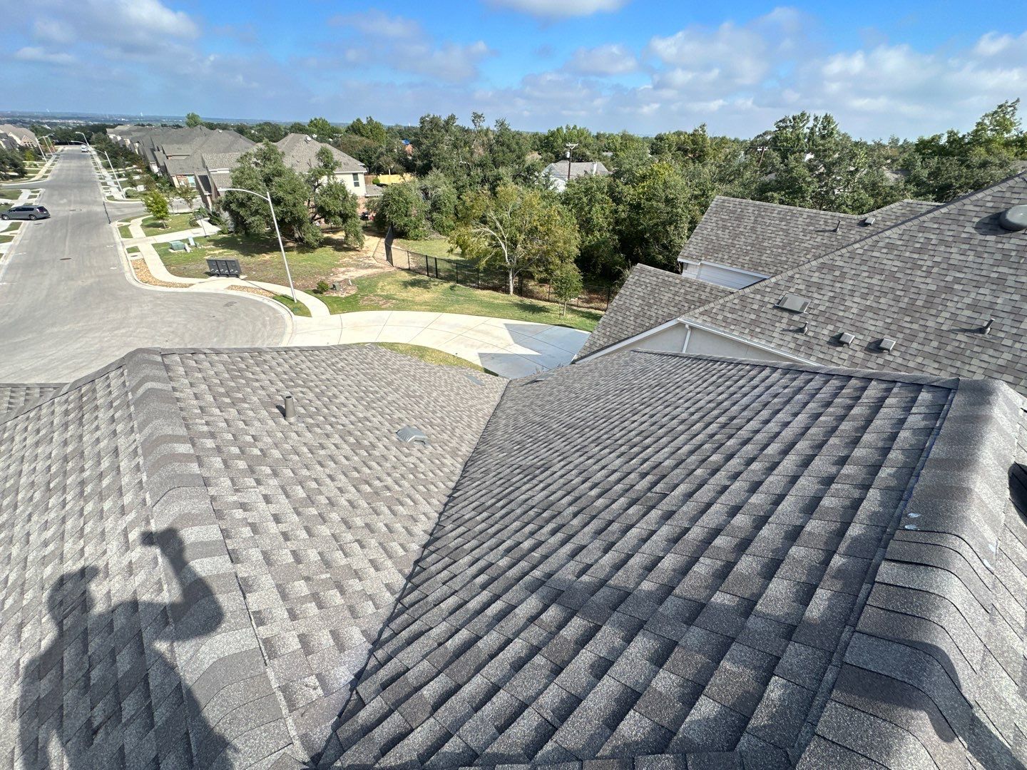 GAF HDZ - Weathered Wood by Elite Roofing LLC