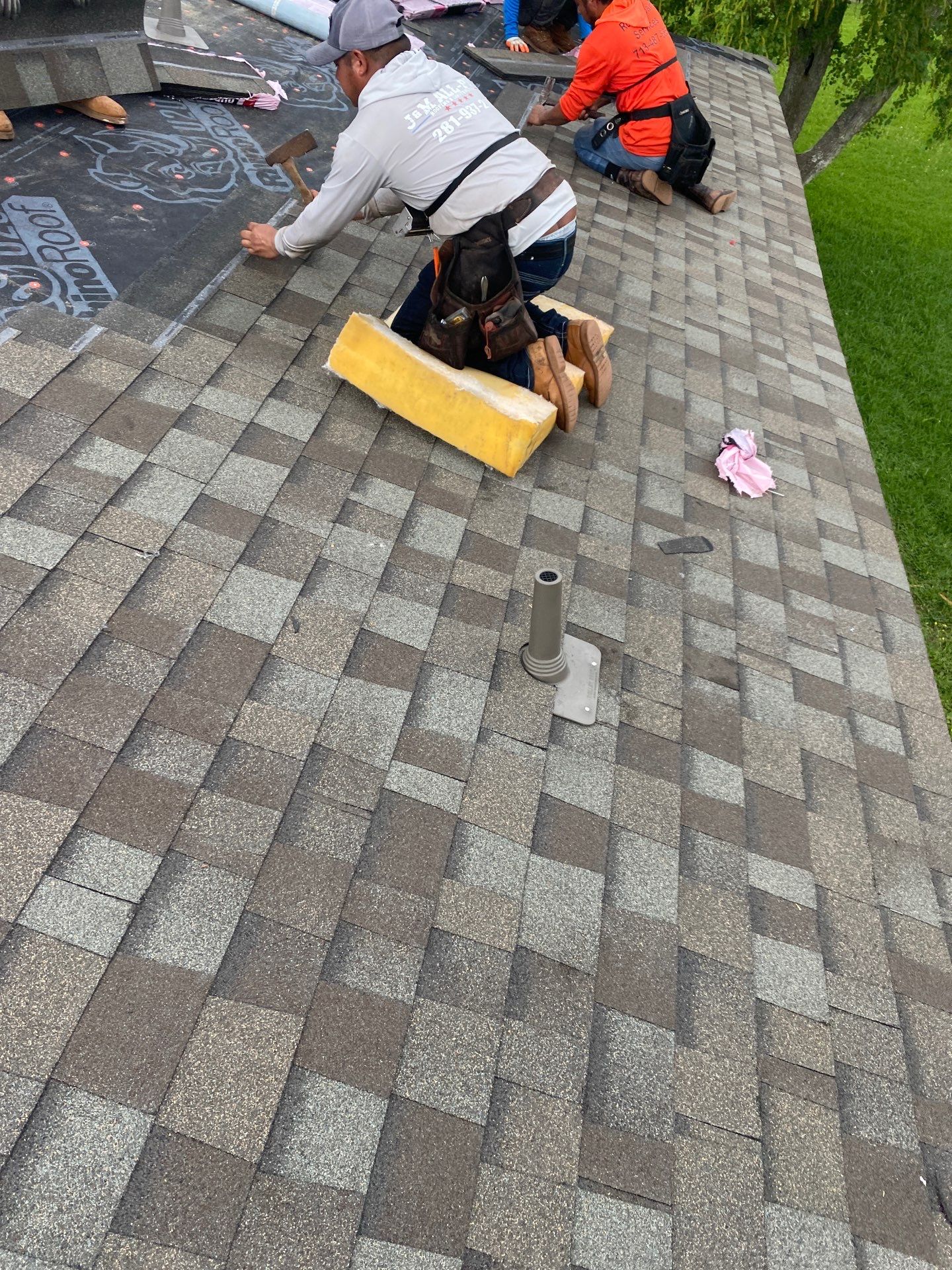 Residential Roofing Installation using Owen's Corning Duration (Lifetime) Shingles by Roof Repair Company