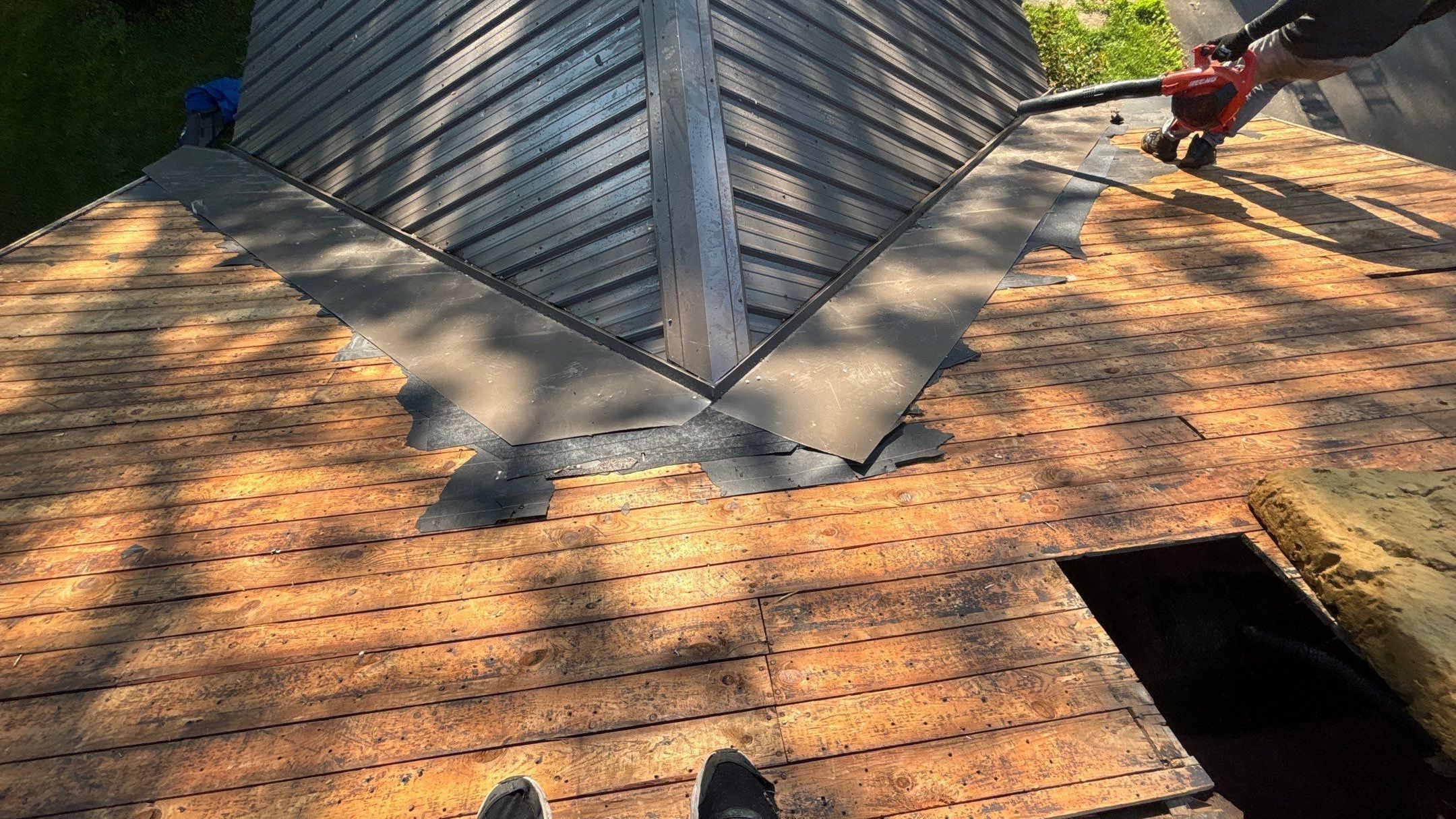 Roof Replacement using Owens Corning Peppercorn by 180 Contractors