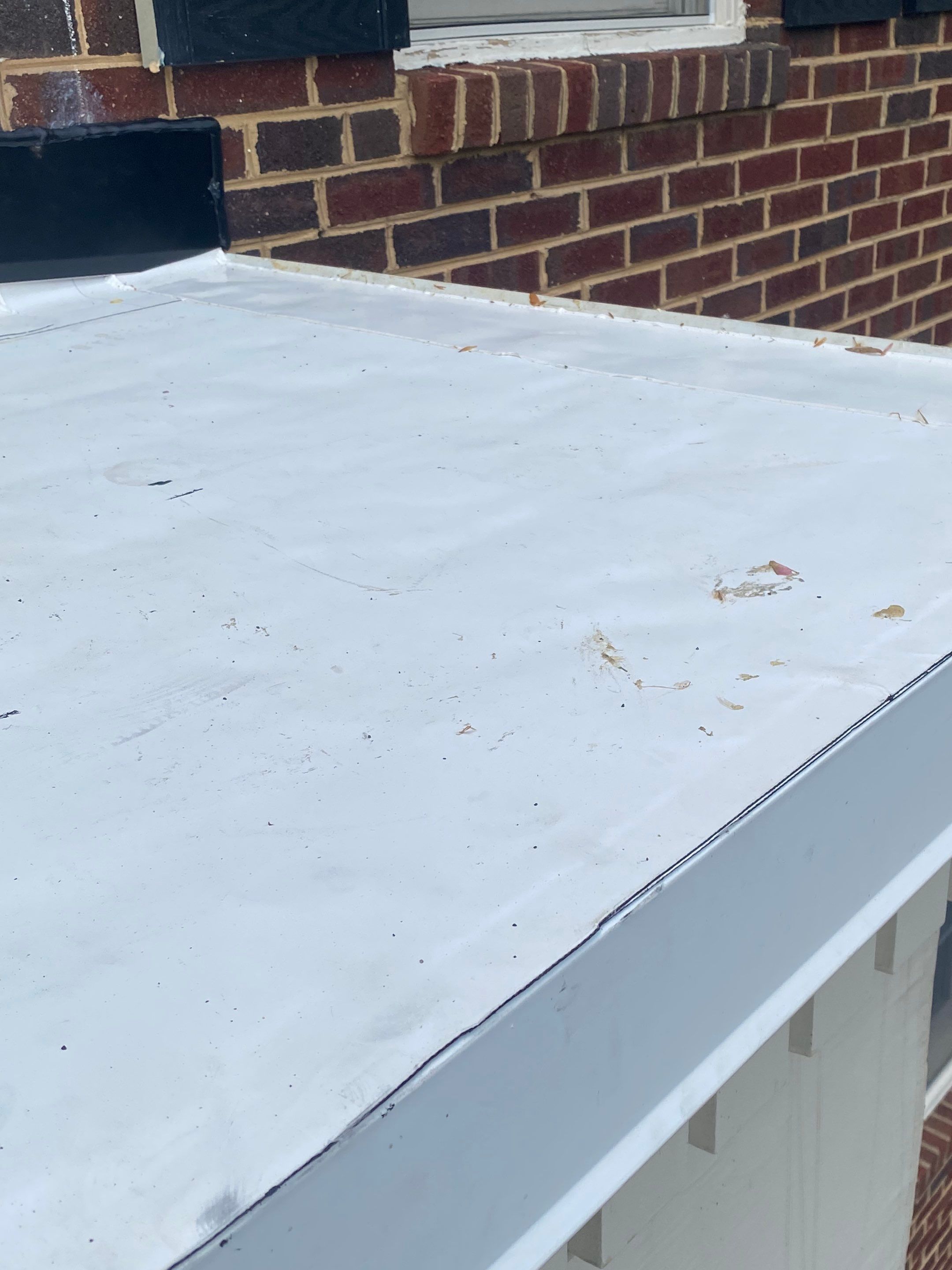 Springfield: CertainTeed Landmark Pro Designer Shingles in Max Def Charcoal Black by RM Banning, Inc.